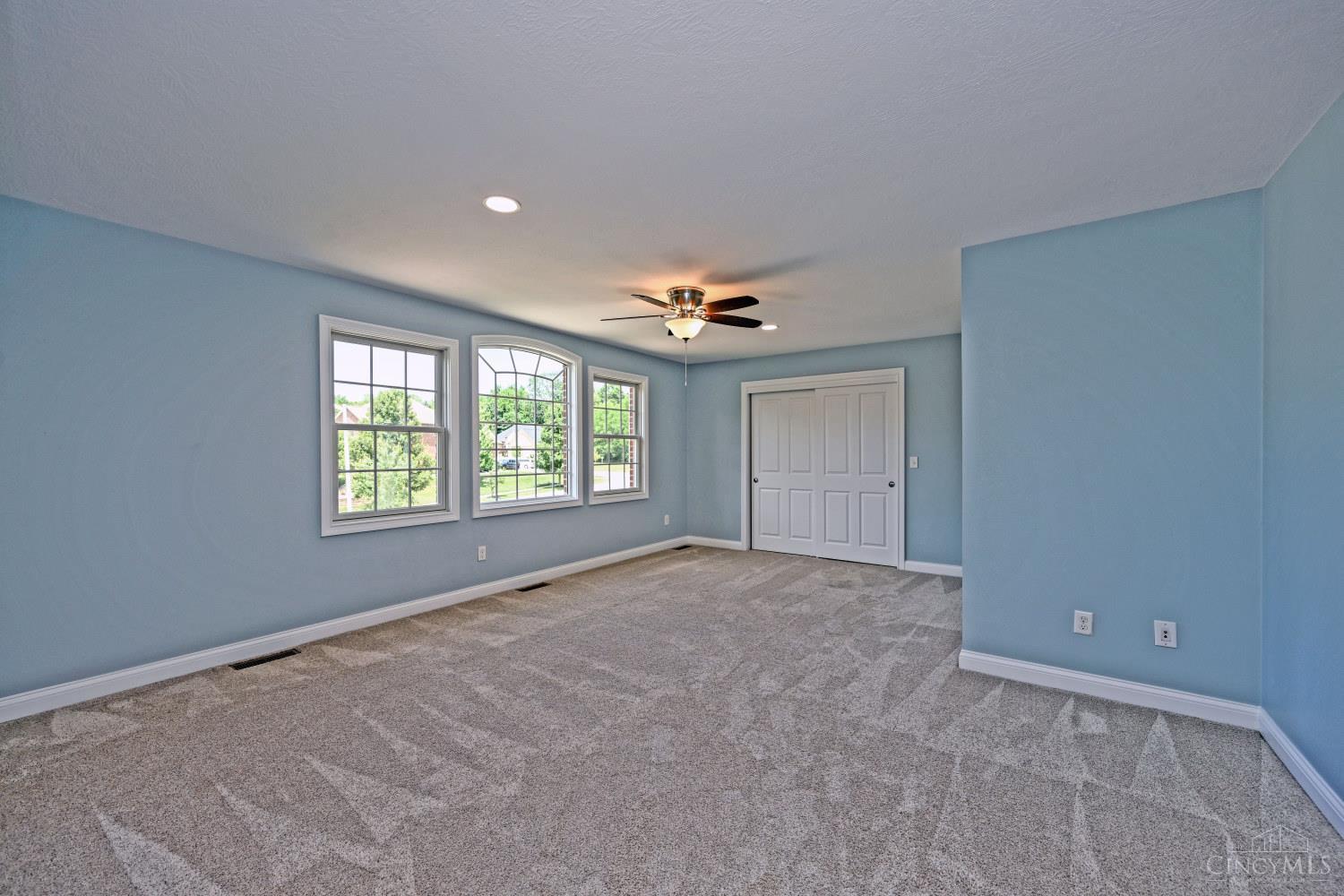 245 Hunter Woods Drive Property Photo 34