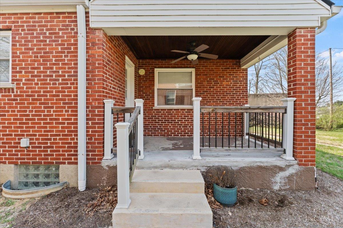 10019 Zig Zag Road Property Photo 30