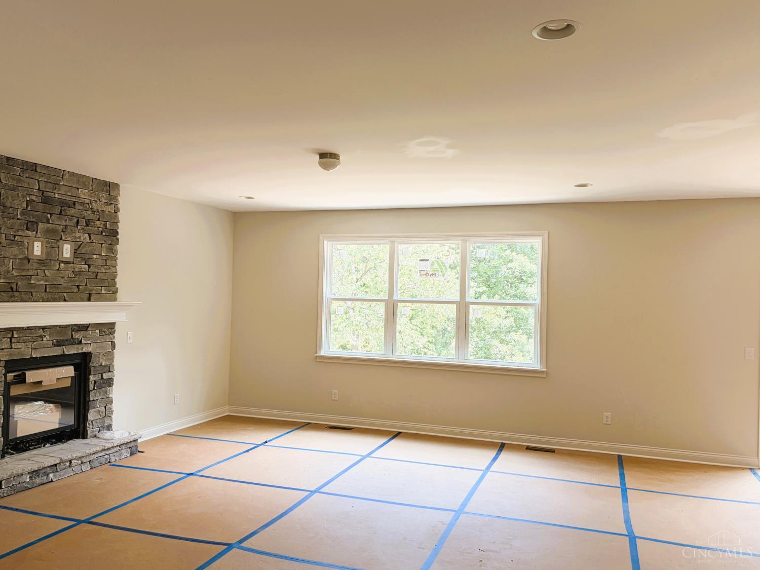 6690 Hitchingpost Lane Property Photo 5