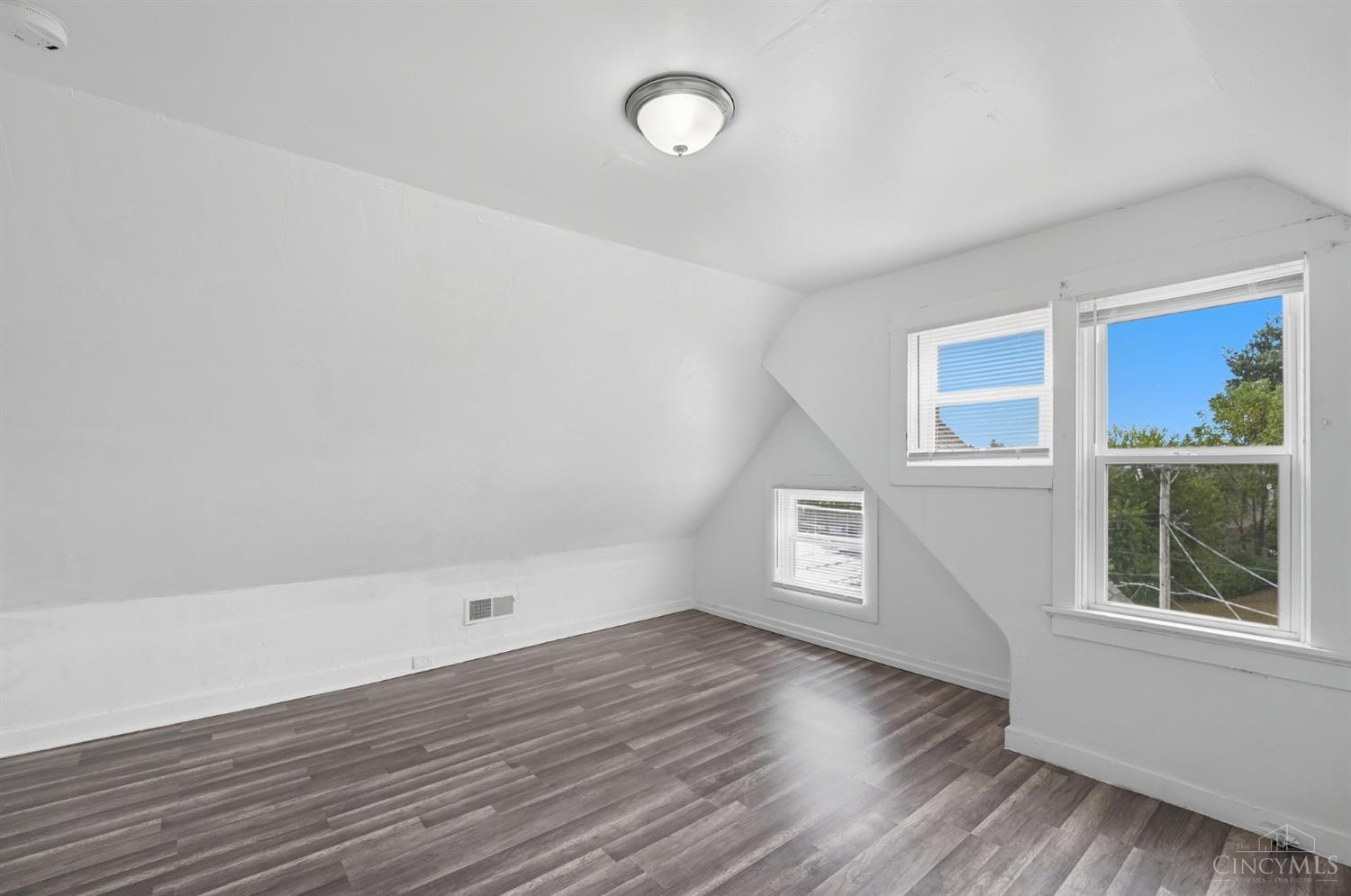 1768 Williams Avenue Property Photo 35