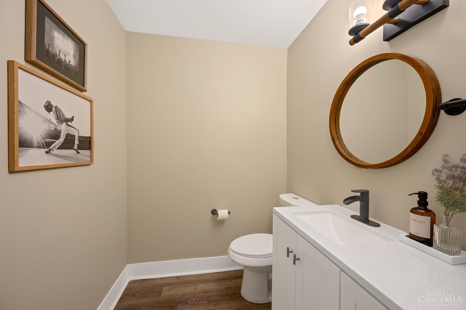 3016 Hackberry Street Property Photo 14