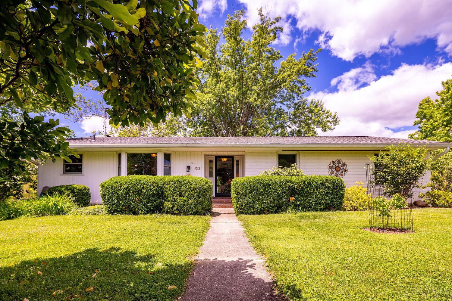 1221 Tollgate Drive Property Photo 1