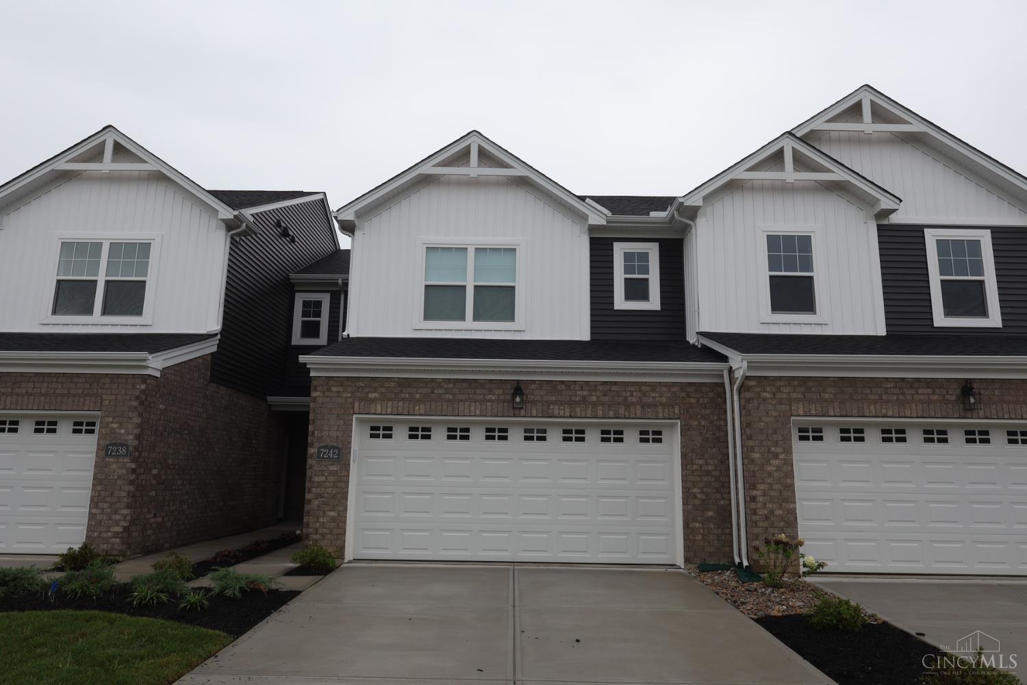 7258 Grandpoint Drive Property Photo 2