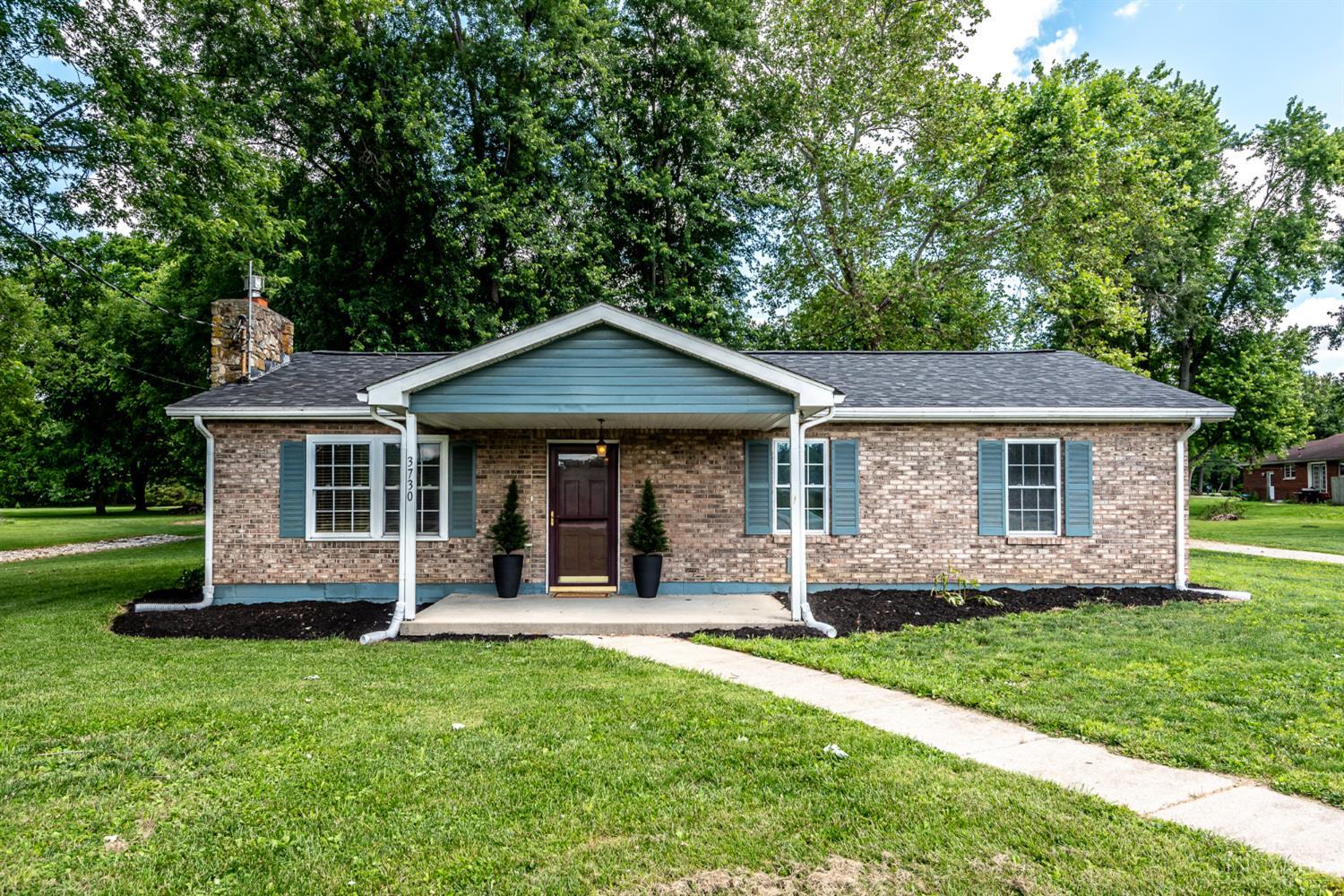 3730 Greentree Road Property Photo 1