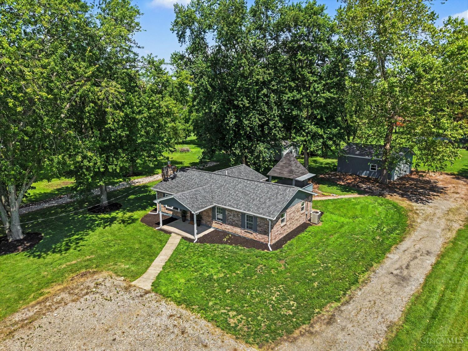 3730 Greentree Road Property Photo 3