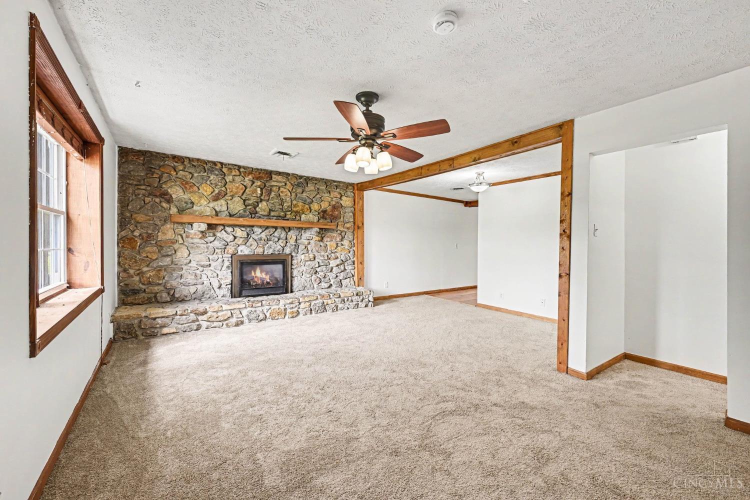 3730 Greentree Road Property Photo 9