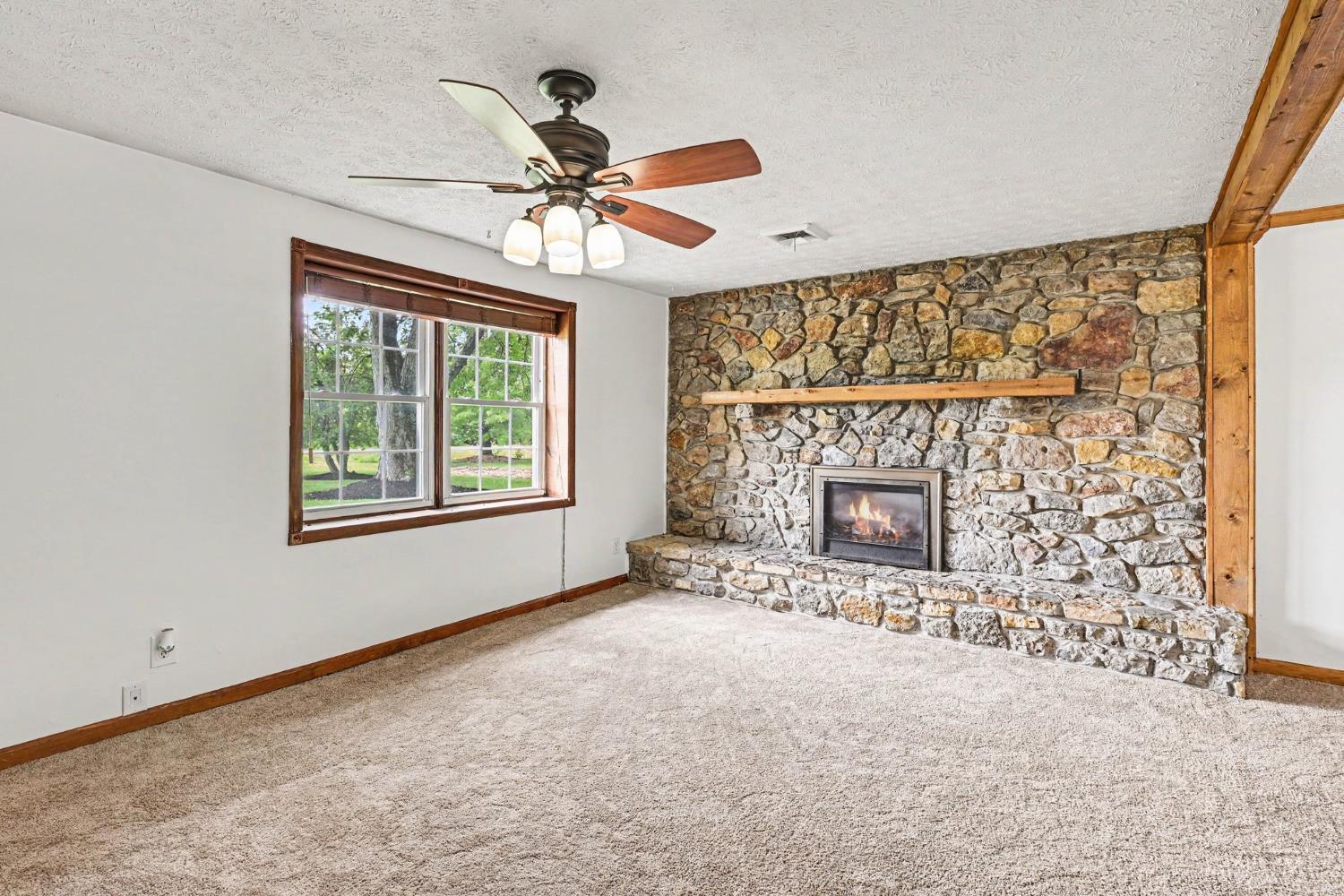 3730 Greentree Road Property Photo 12