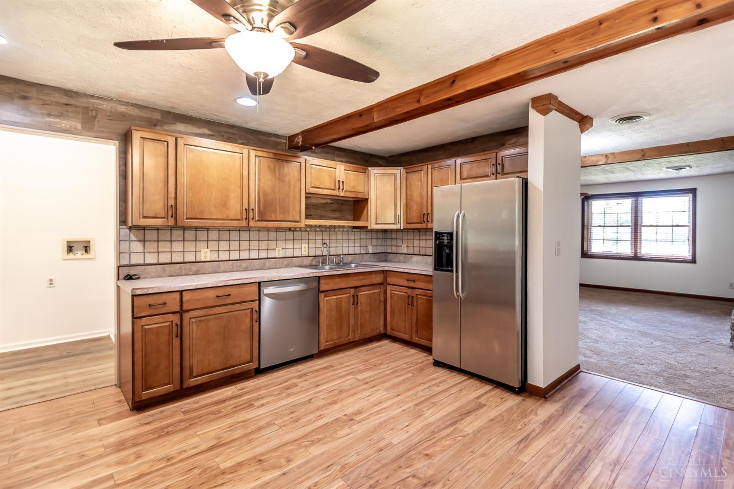 3730 Greentree Road Property Photo 14