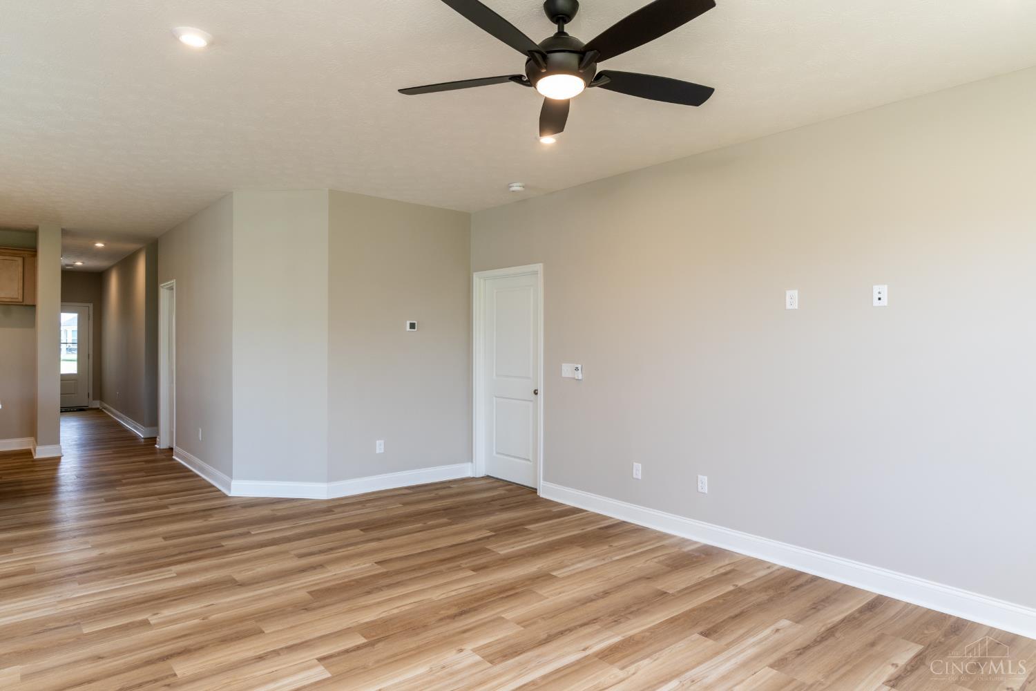 2455 Bartram Lane Property Photo 6