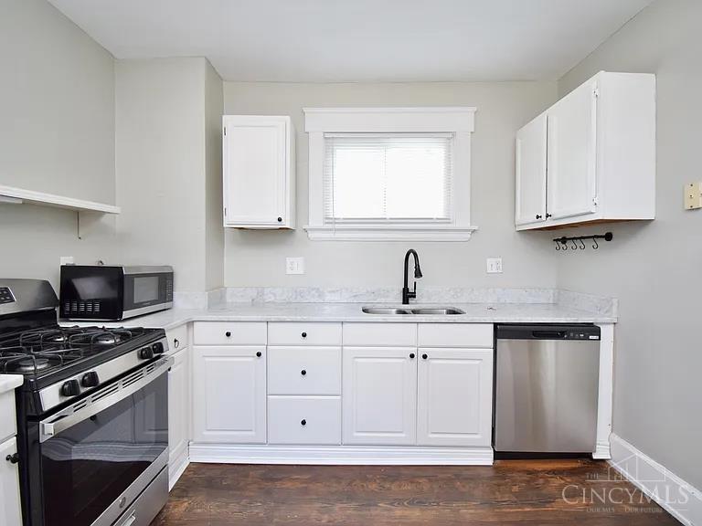 3784 Isabella Avenue Property Photo 16