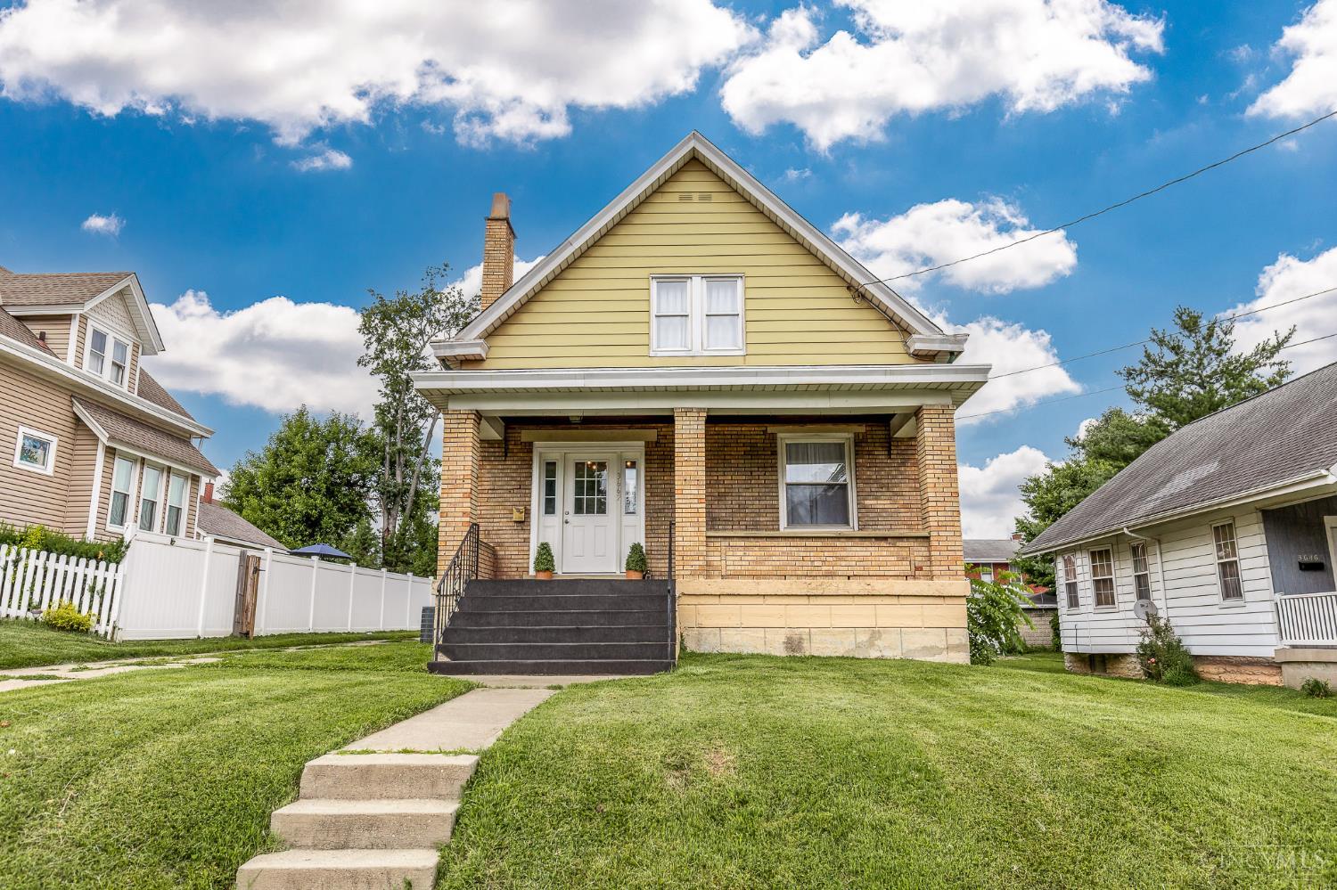 3662 Herbert Avenue Property Photo 1