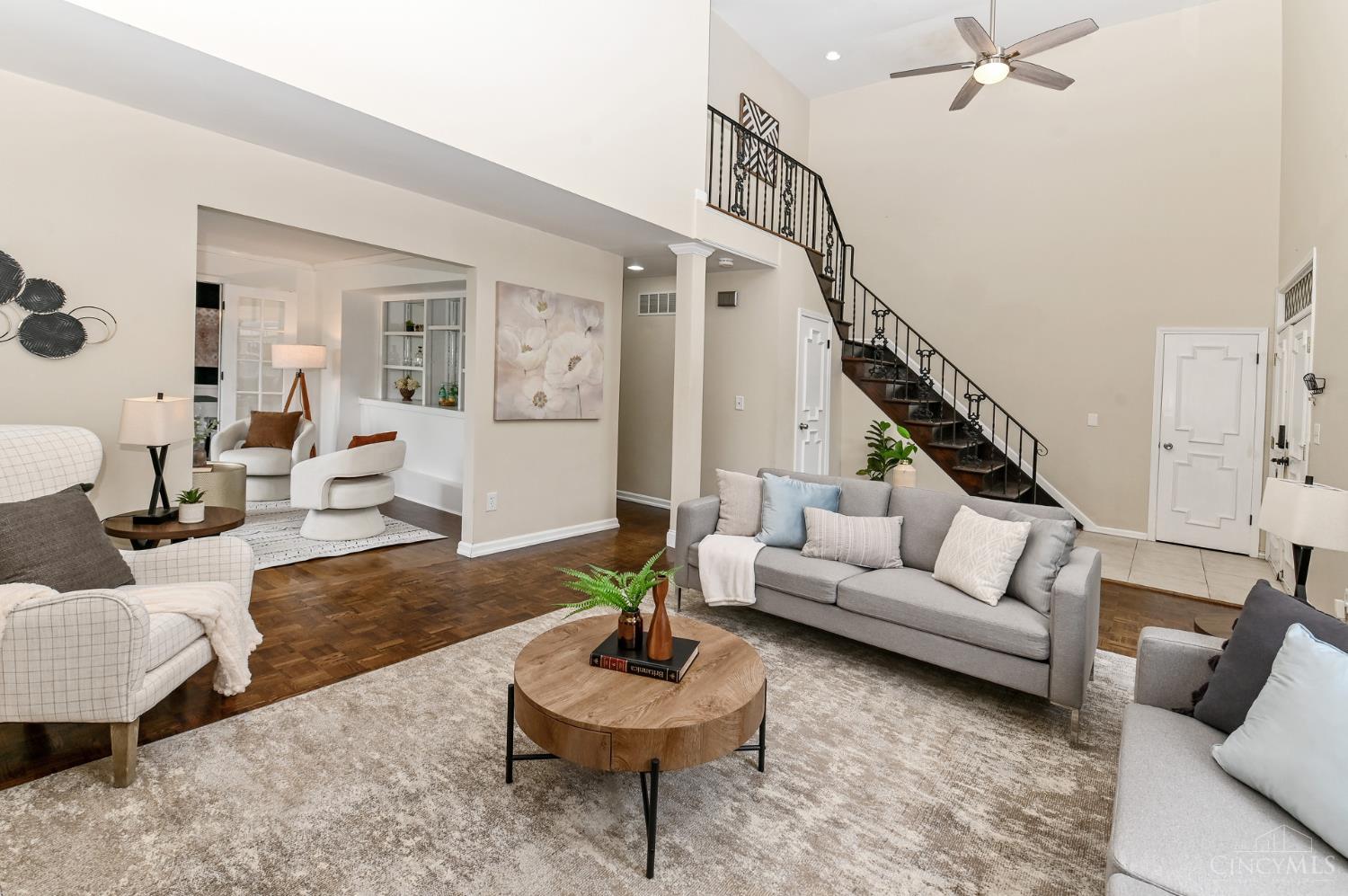 854 Rue De La Paix Property Photo 4