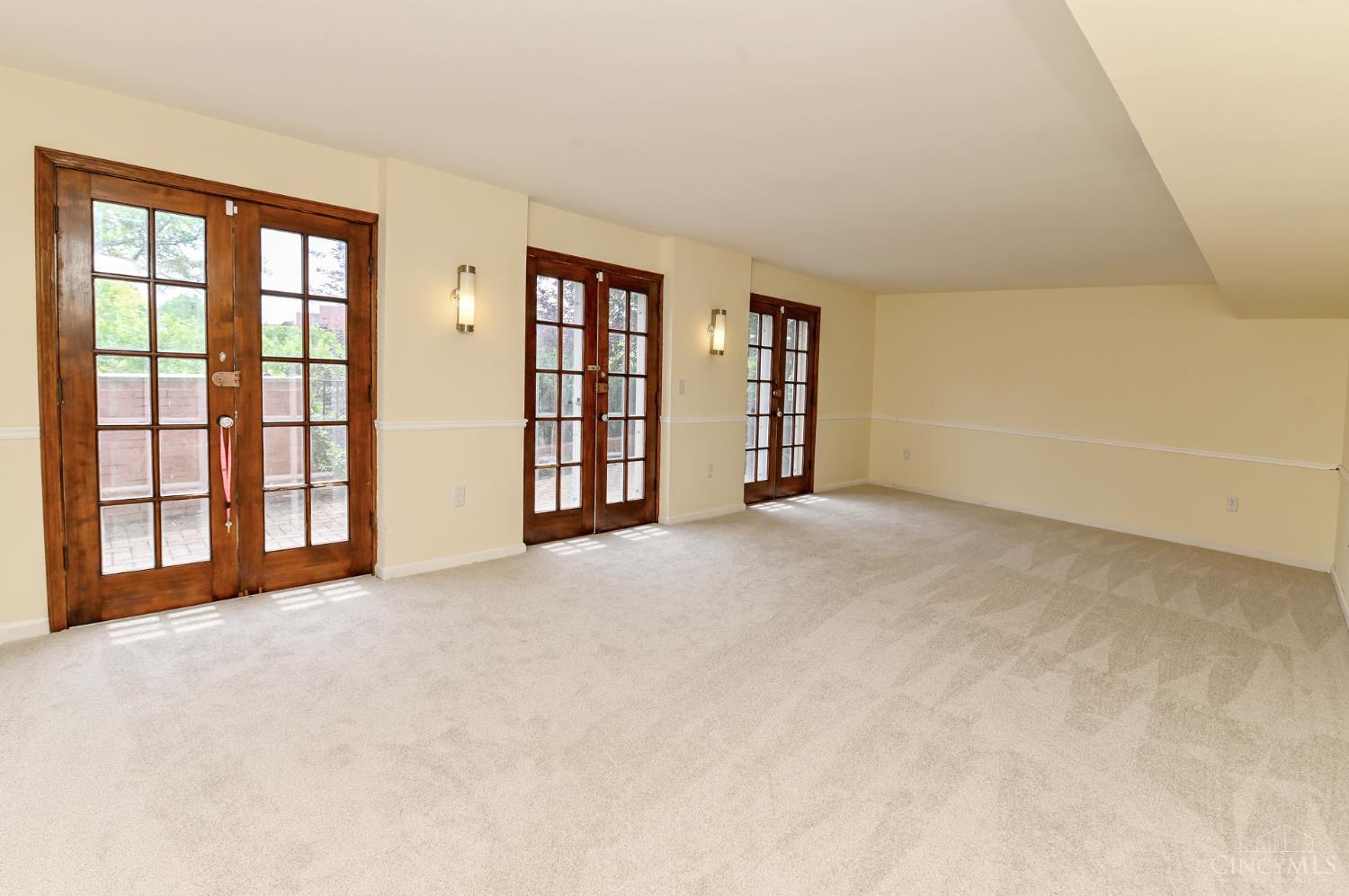 854 Rue De La Paix Property Photo 33