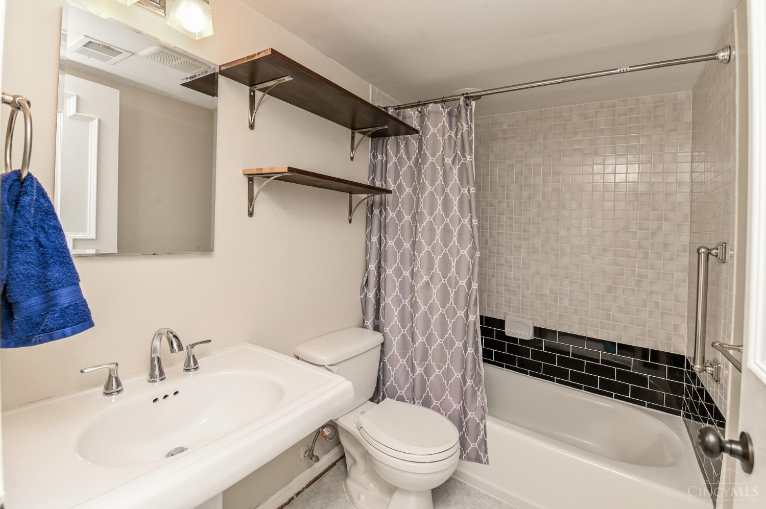 854 Rue De La Paix Property Photo 36