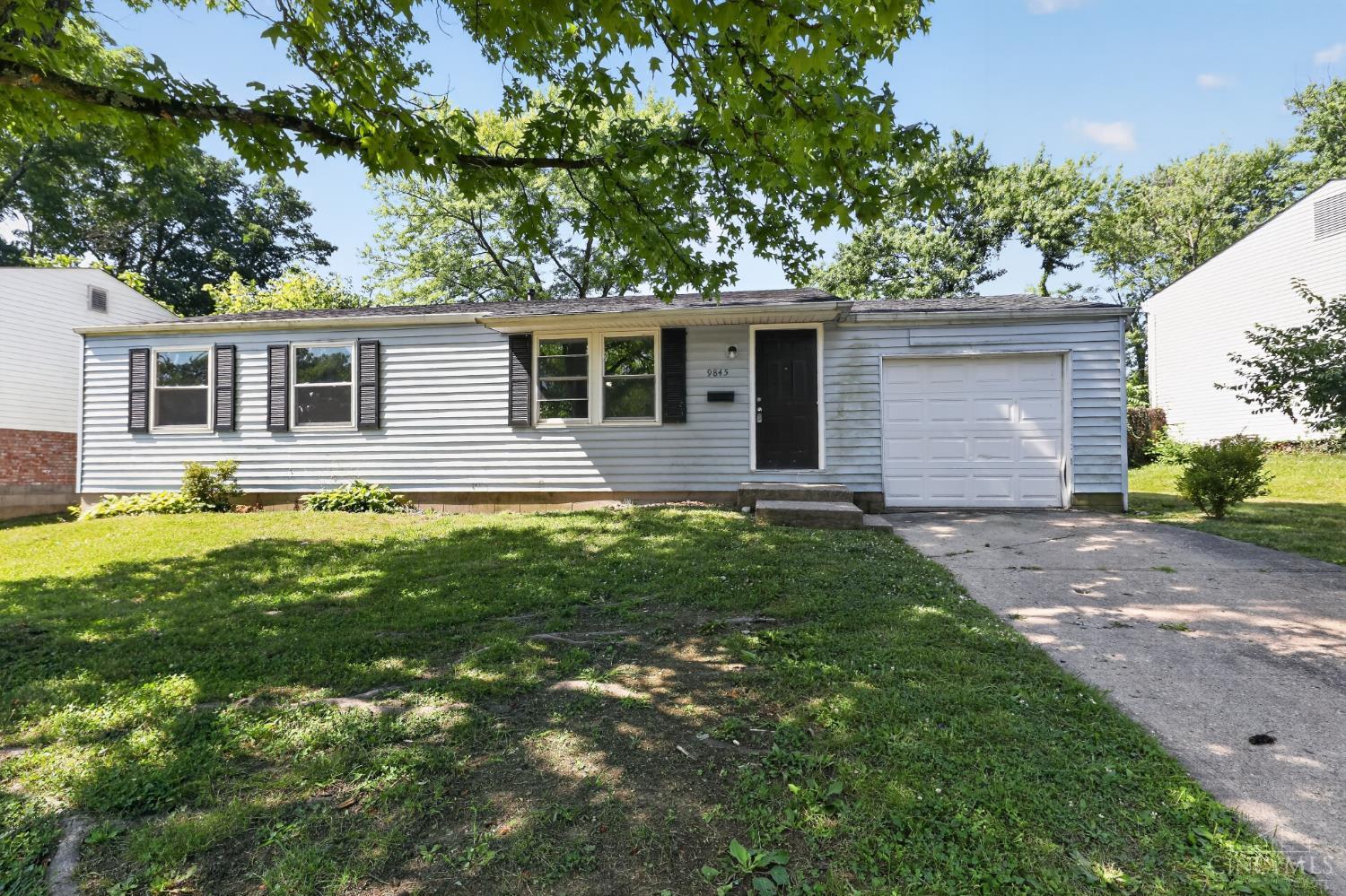 9845 Loralinda Drive Property Photo 1