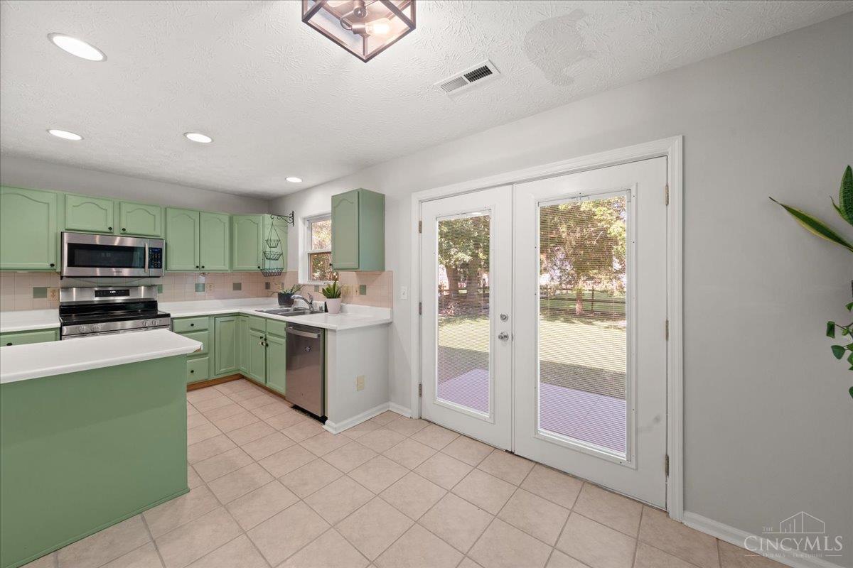 7731 Wilderness Way Property Photo 11