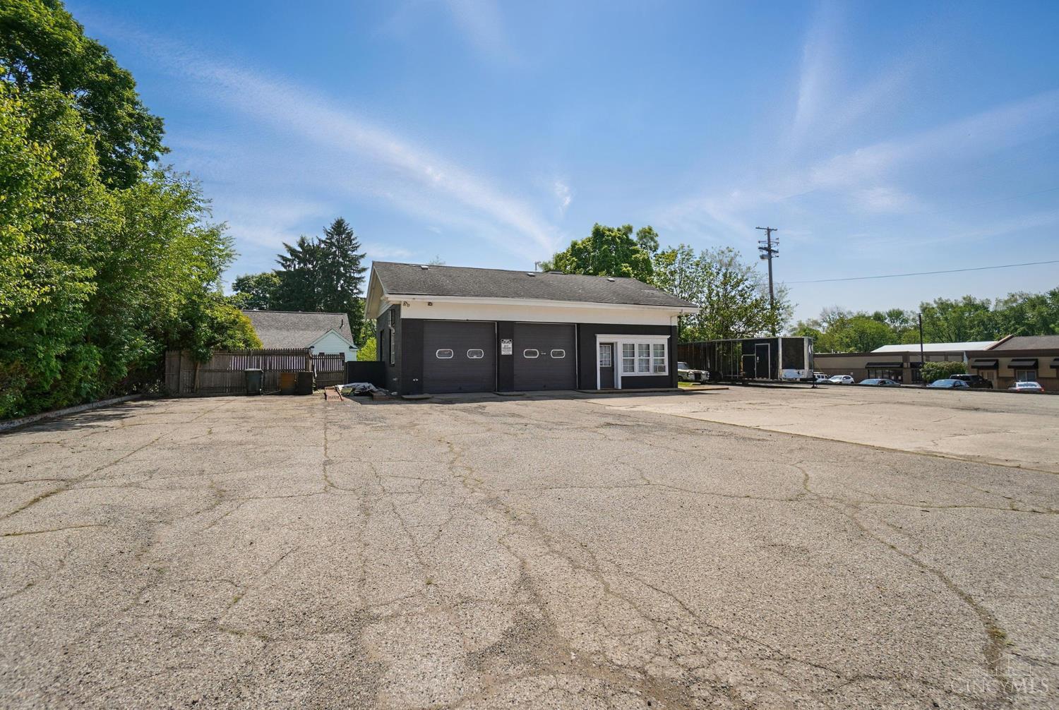 4500 Dixie Highway Property Photo 8