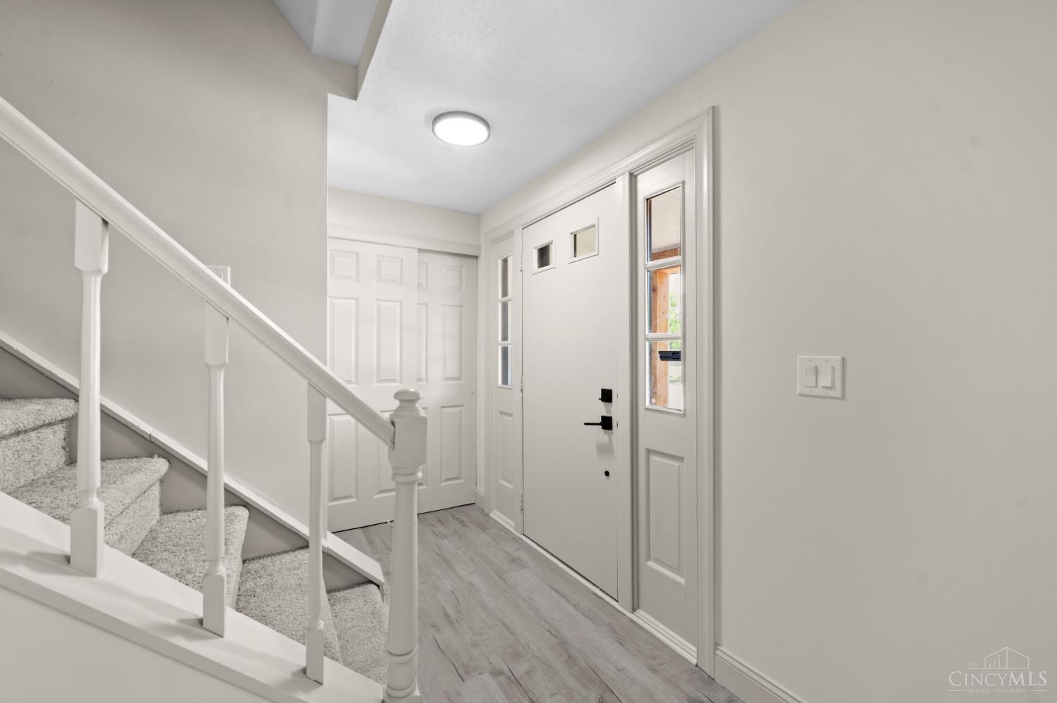 1581 Lemontree Drive Property Photo 3
