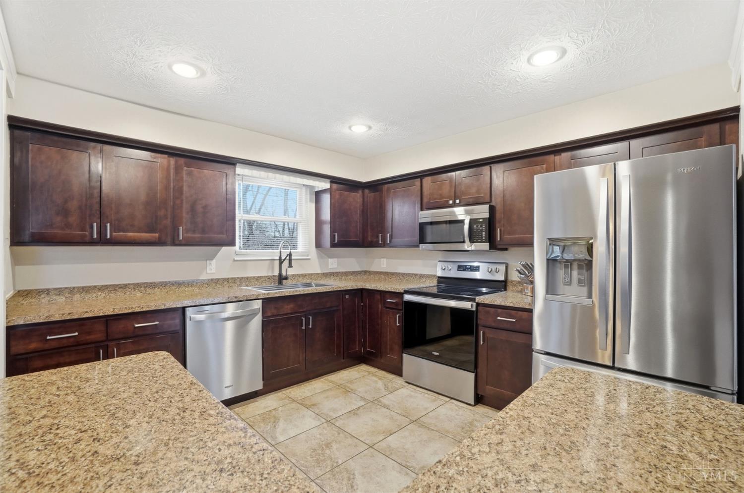 804 Victoria Drive Property Photo 15