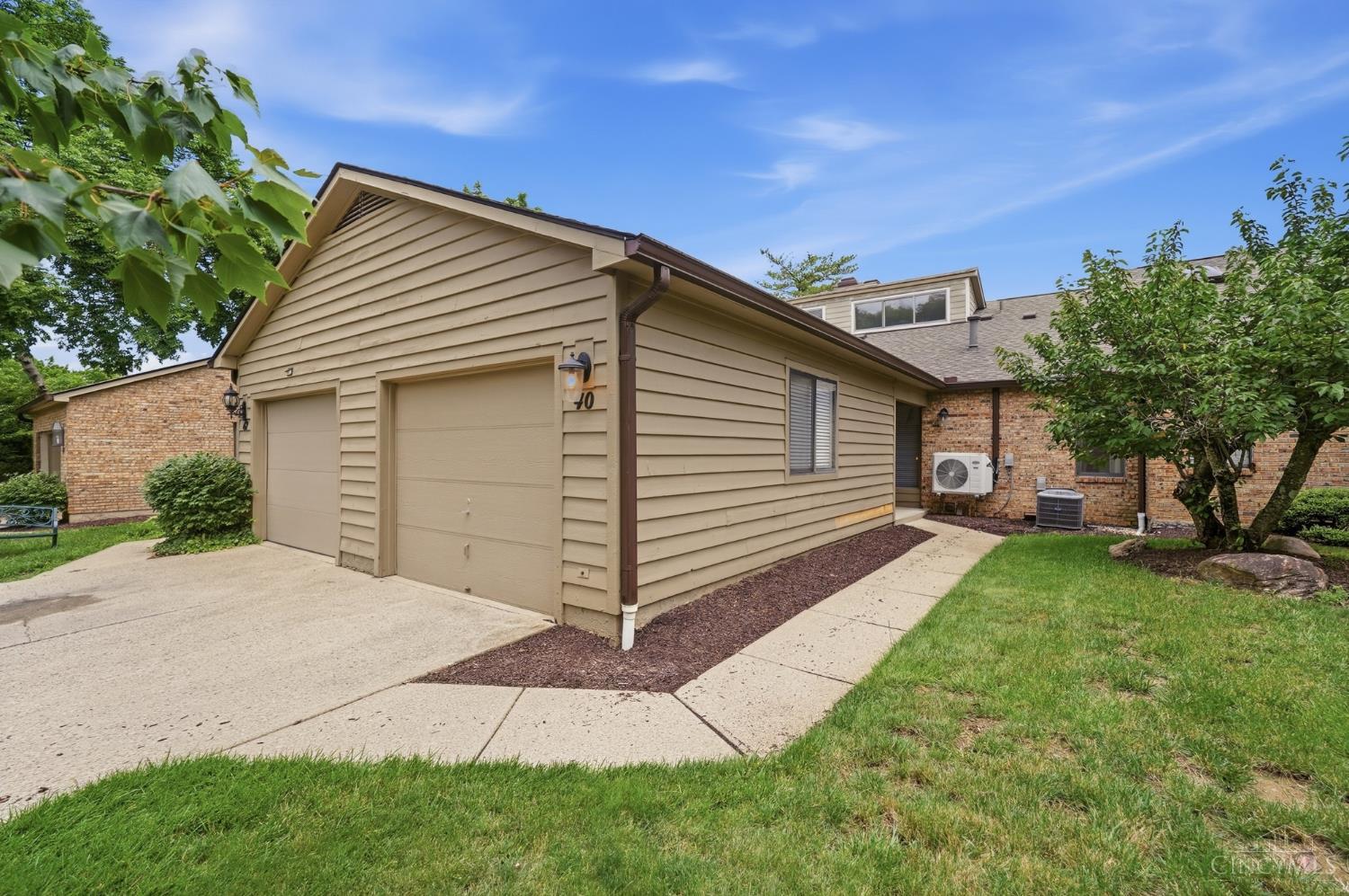 40 Rolling Hills Drive Property Photo 1