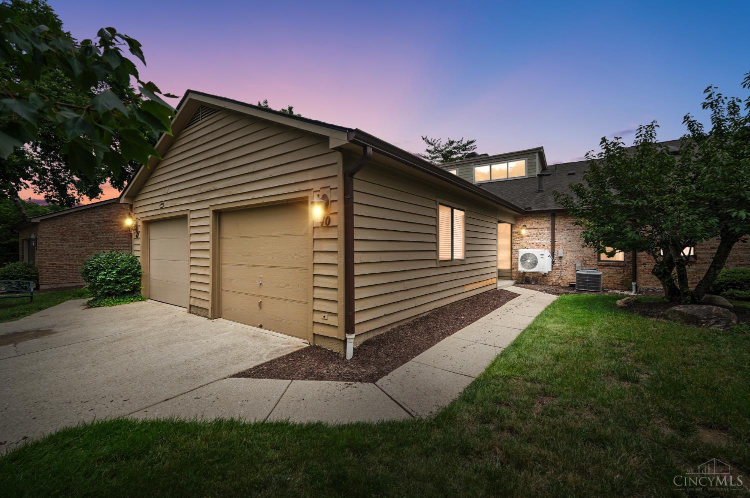 40 Rolling Hills Drive Property Photo 2