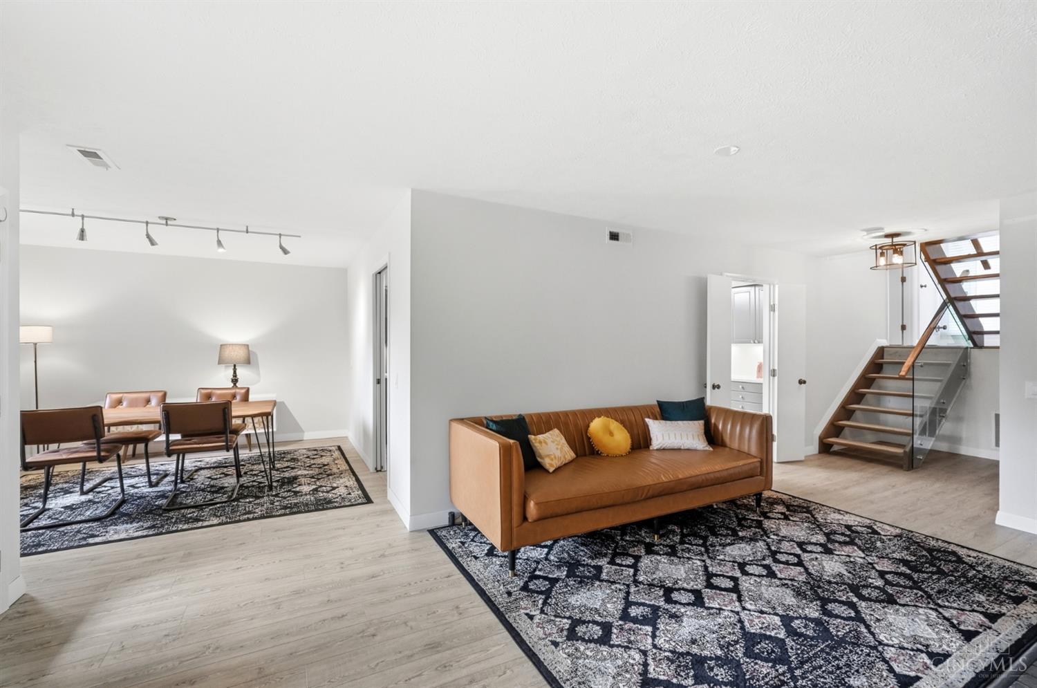 40 Rolling Hills Drive Property Photo 10