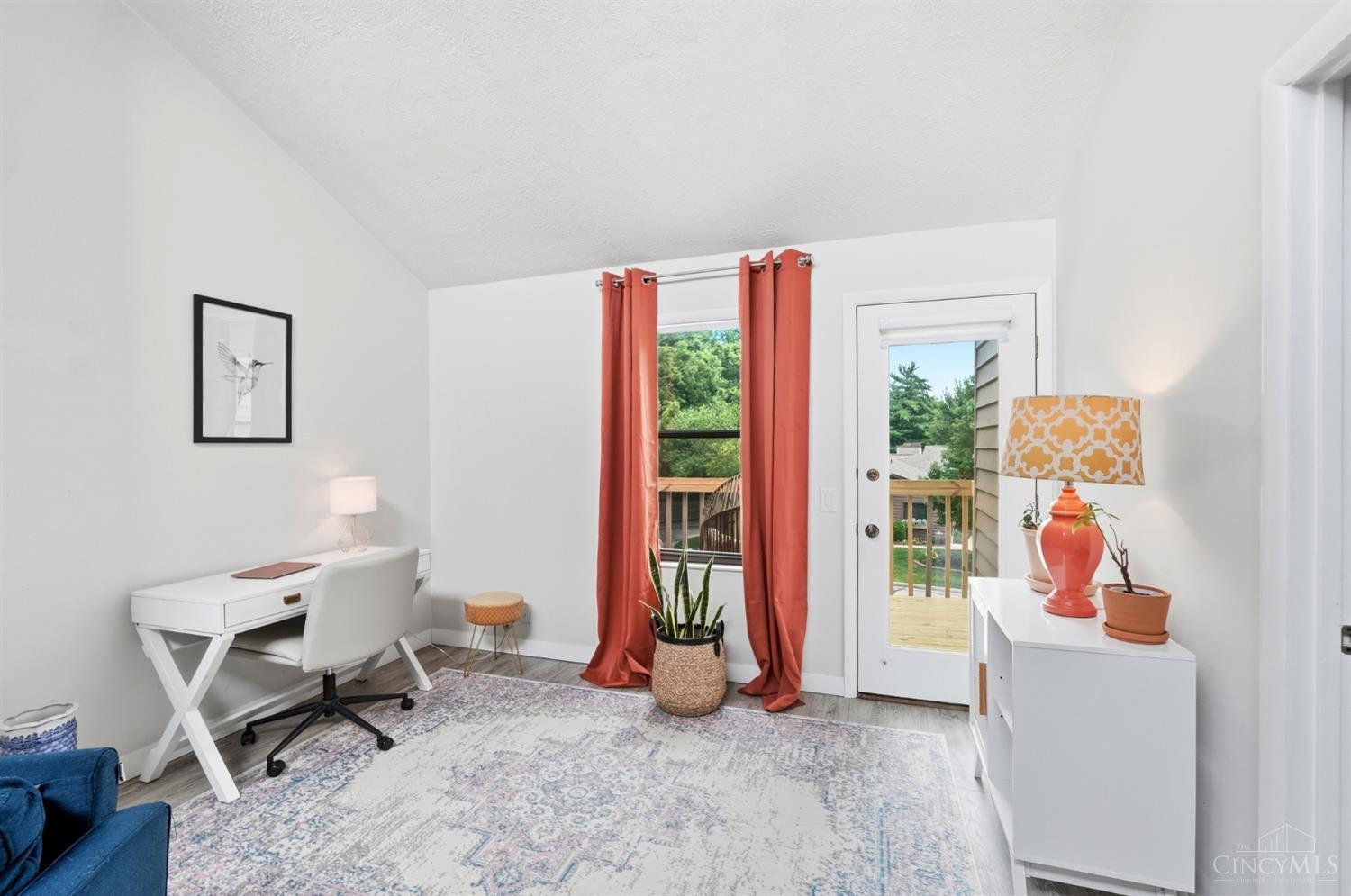 40 Rolling Hills Drive Property Photo 26