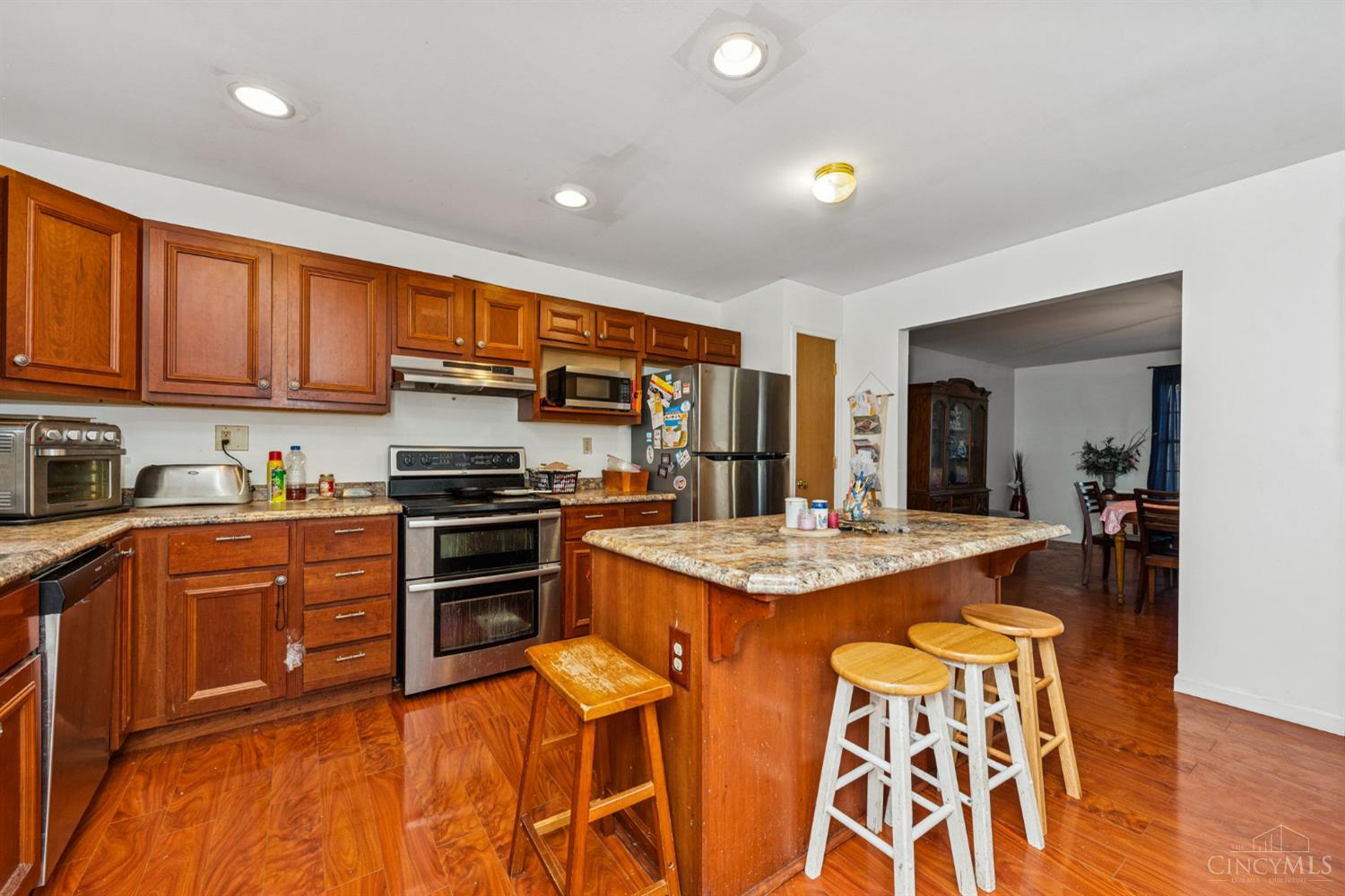 10228 Springbeauty Lane Property Photo 7
