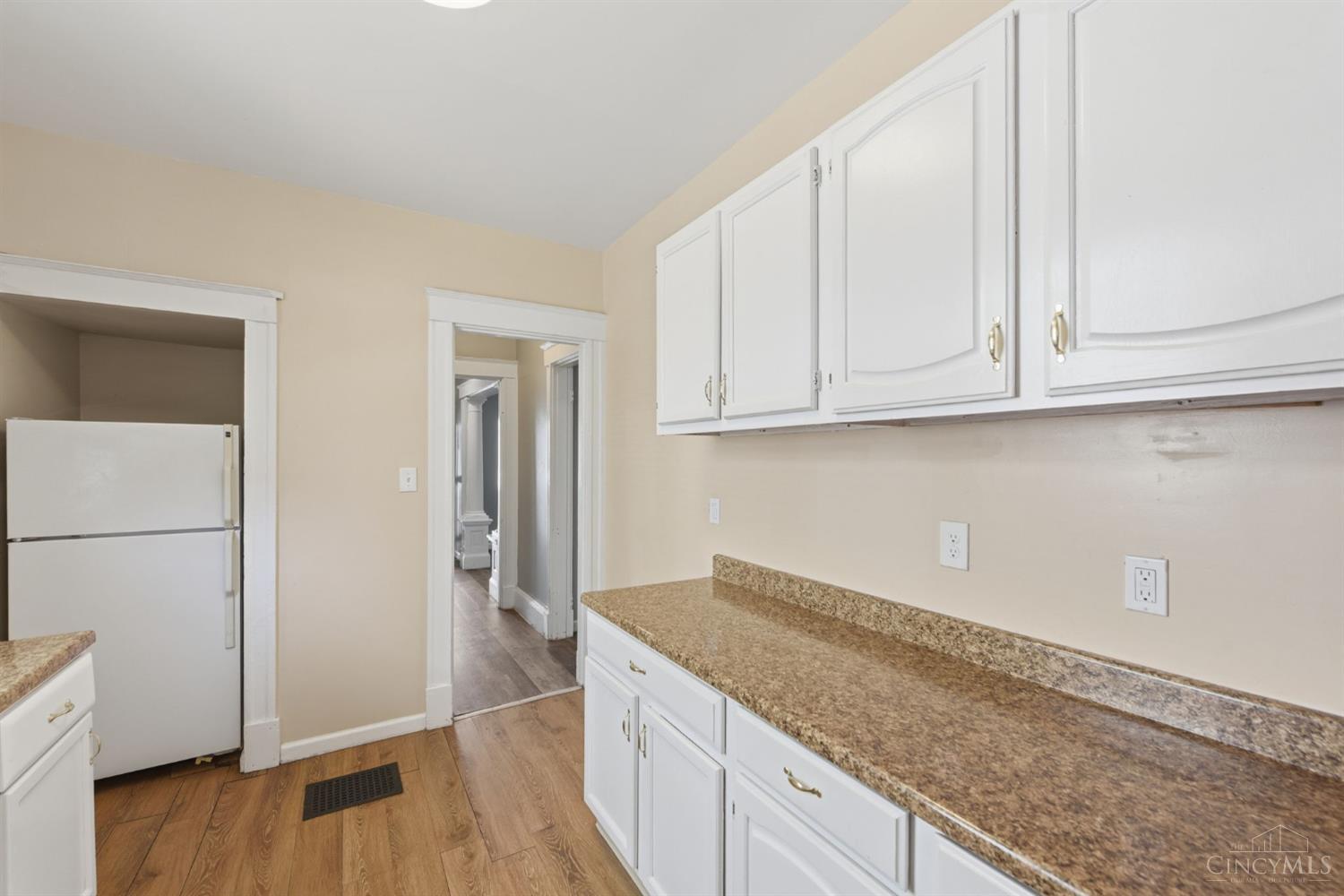 3329 Hackberry Street Property Photo 22