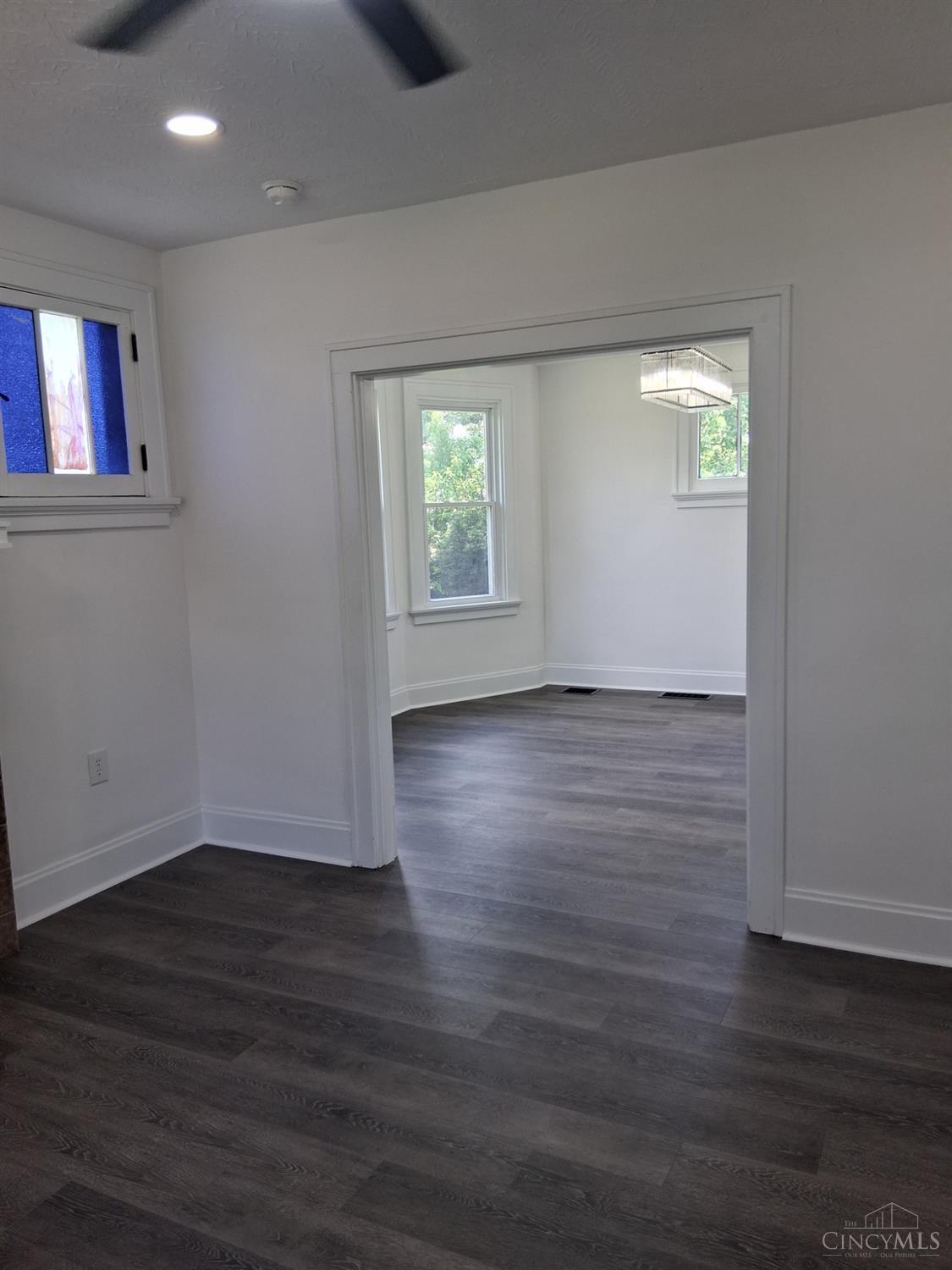 1915 Neyer Avenue Property Photo 19