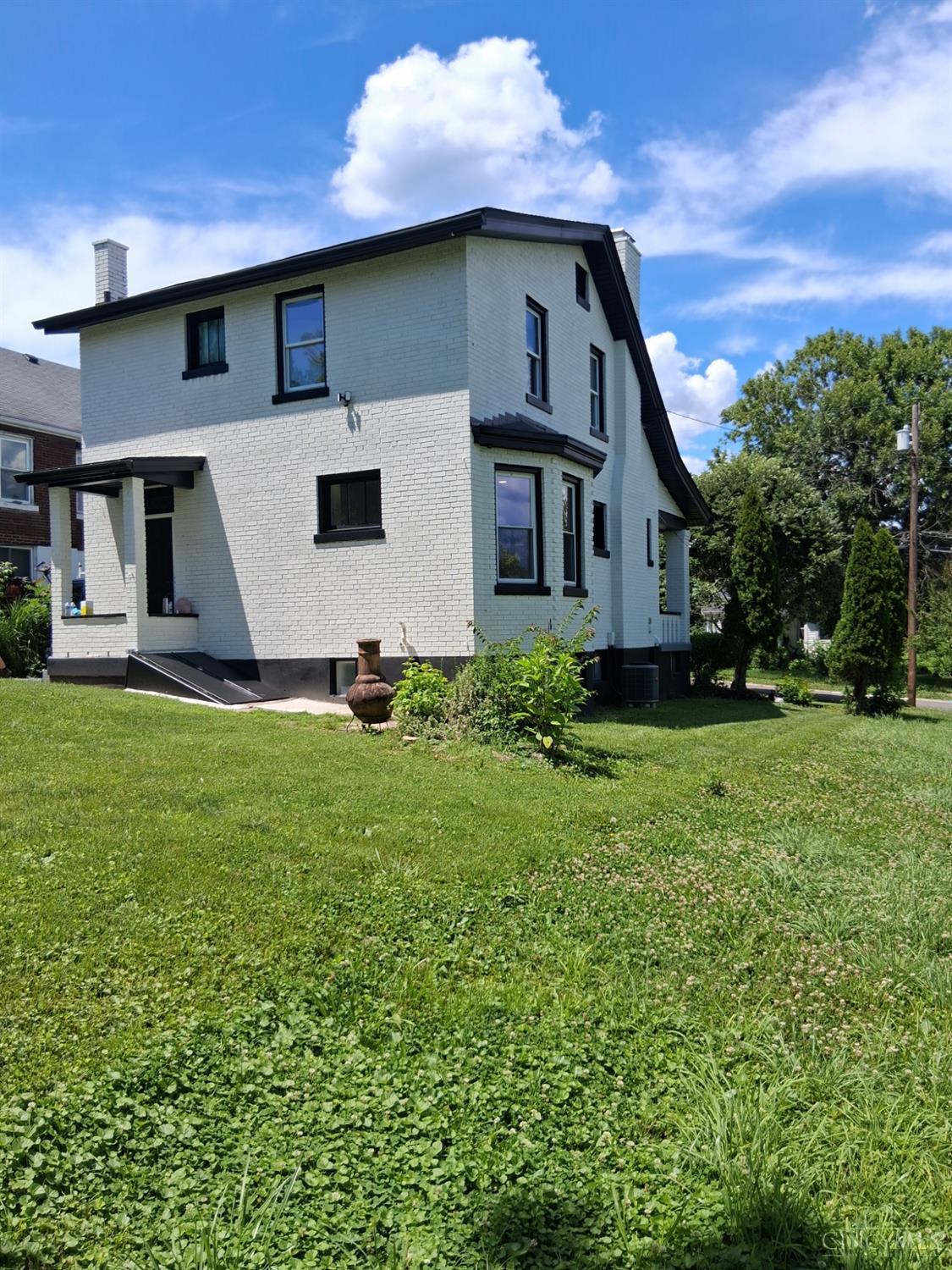 1915 Neyer Avenue Property Photo 28