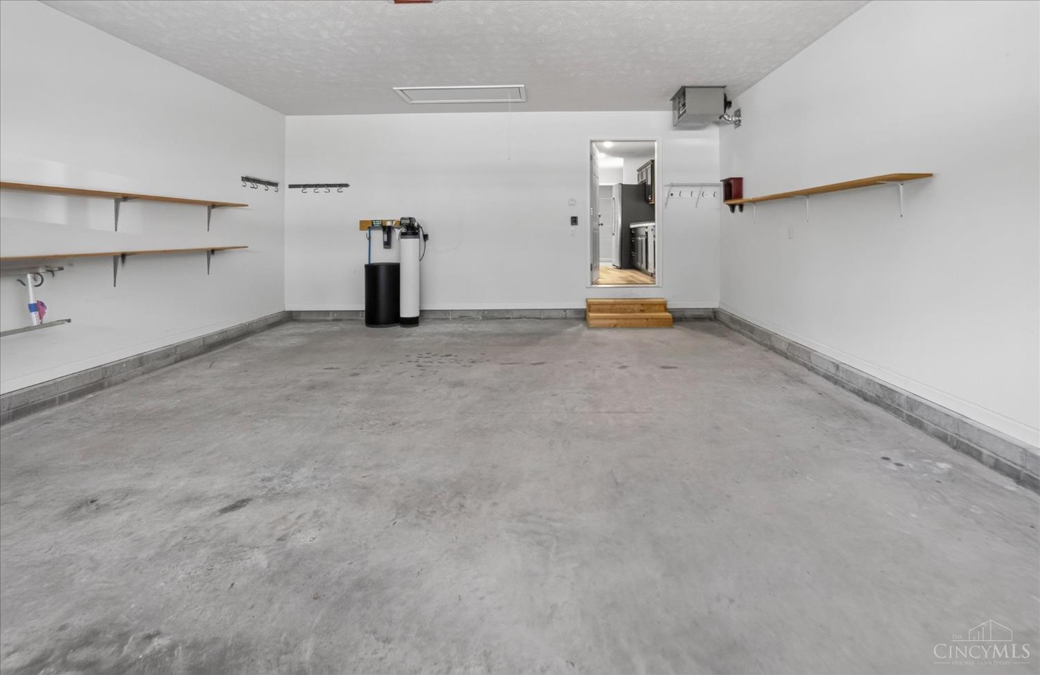 113 Springlake Avenue Property Photo 4