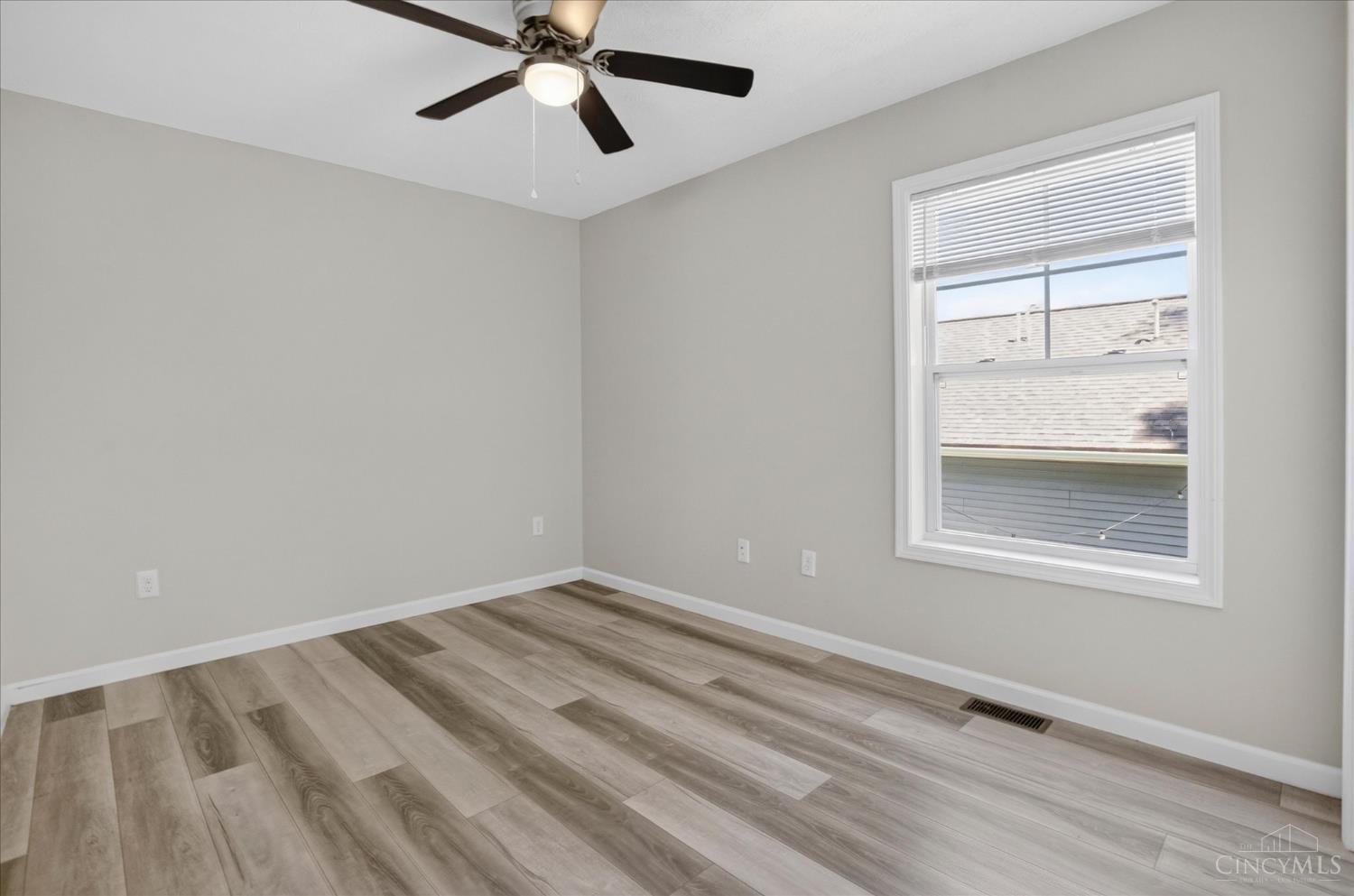 113 Springlake Avenue Property Photo 13