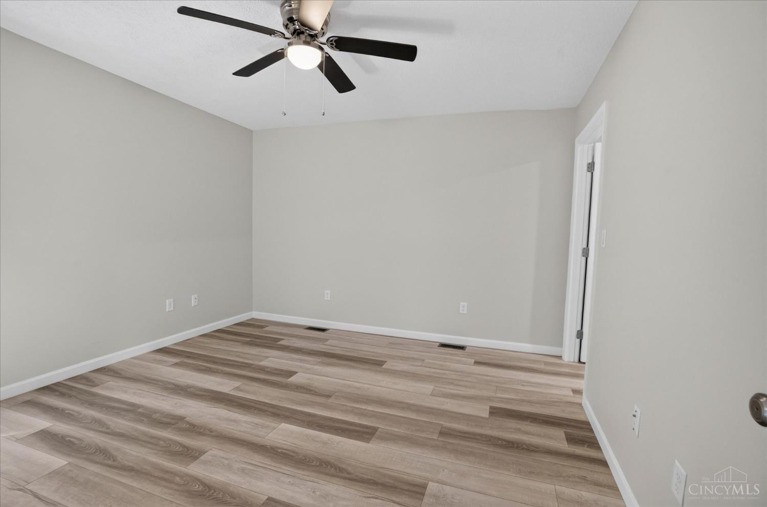 113 Springlake Avenue Property Photo 19