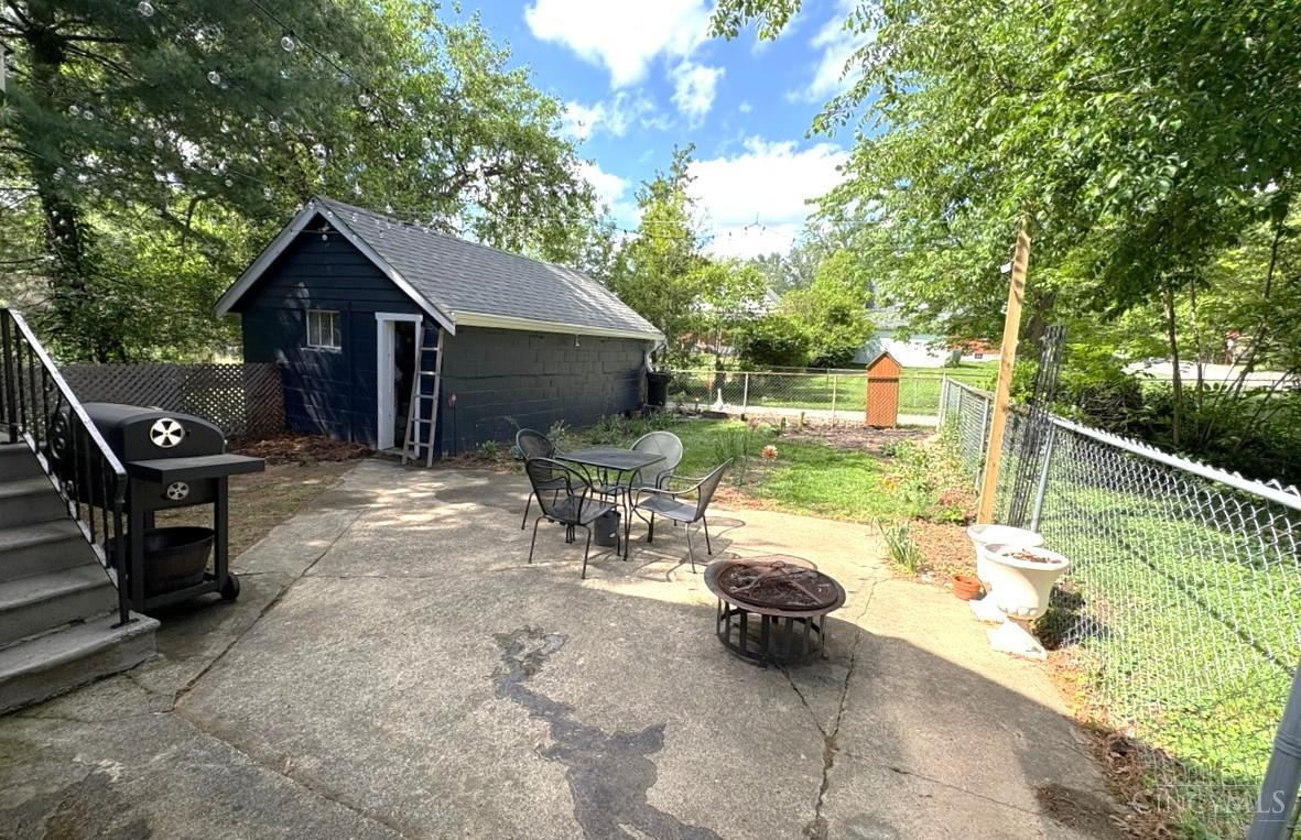 6934 Merwin Avenue Property Photo 27