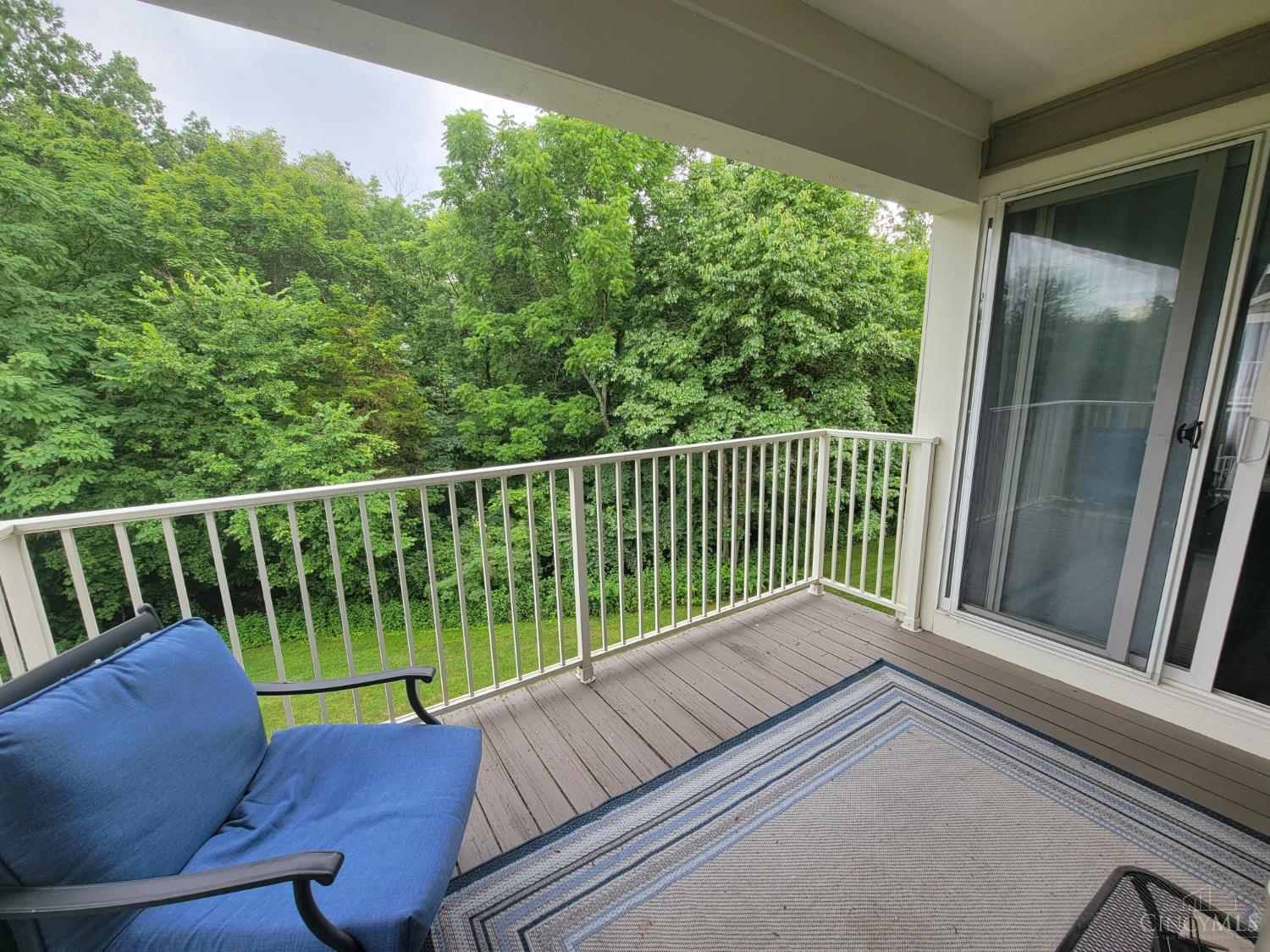 5892 Stonebridge Circle Property Photo 2