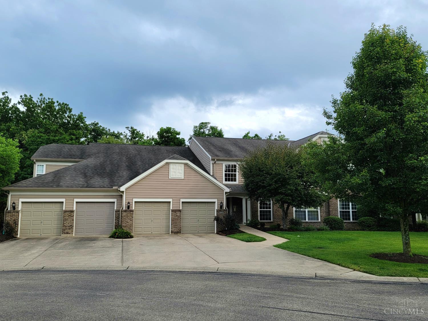 5892 Stonebridge Circle Property Photo 17