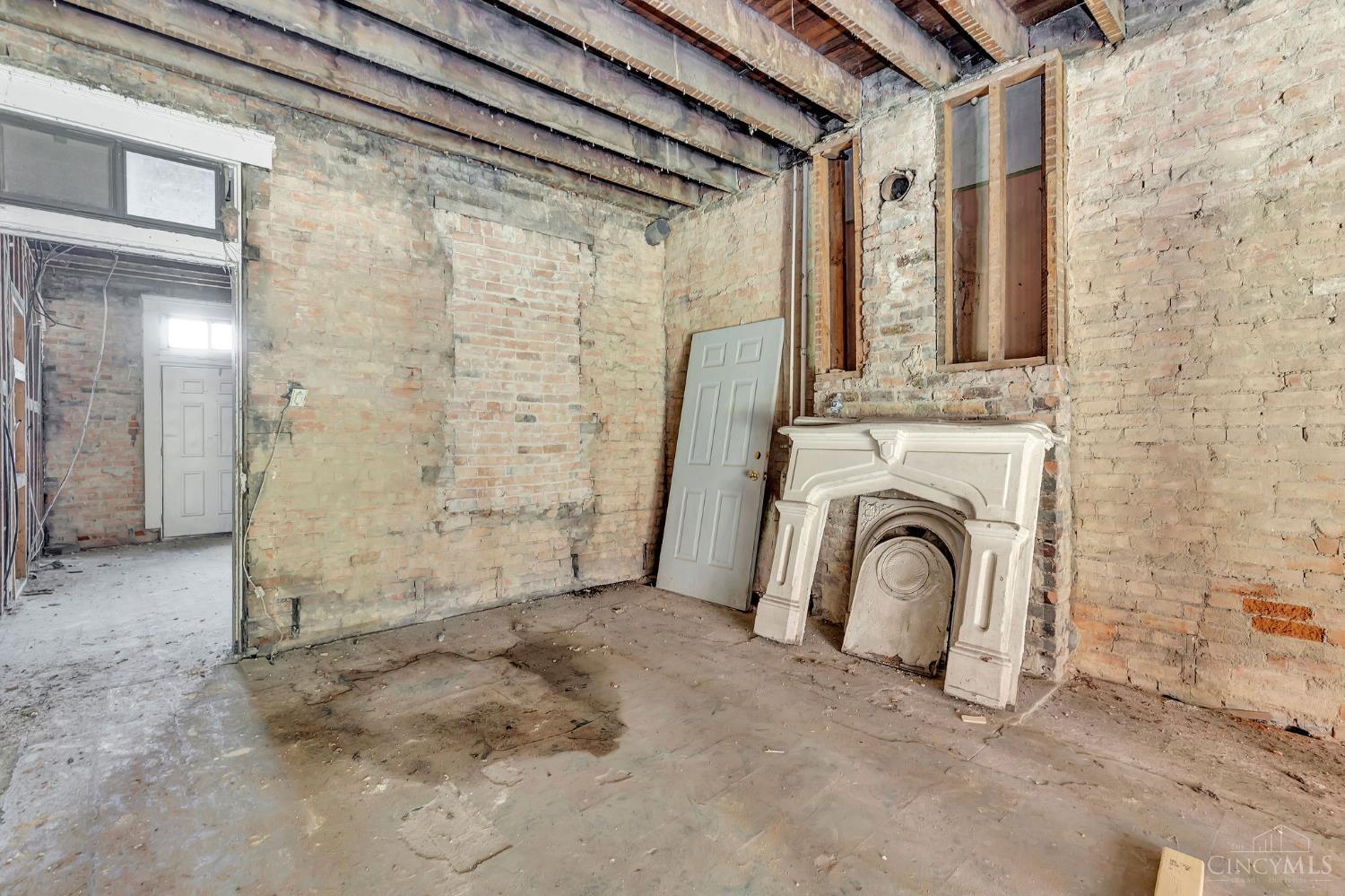 1602 John Street Property Photo 7