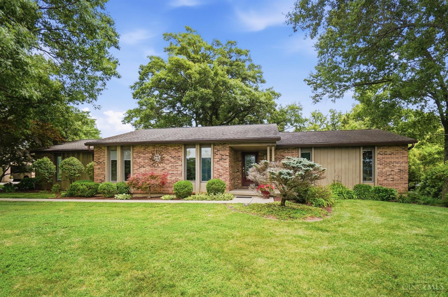 1460 Ebenezer Road Property Photo 3