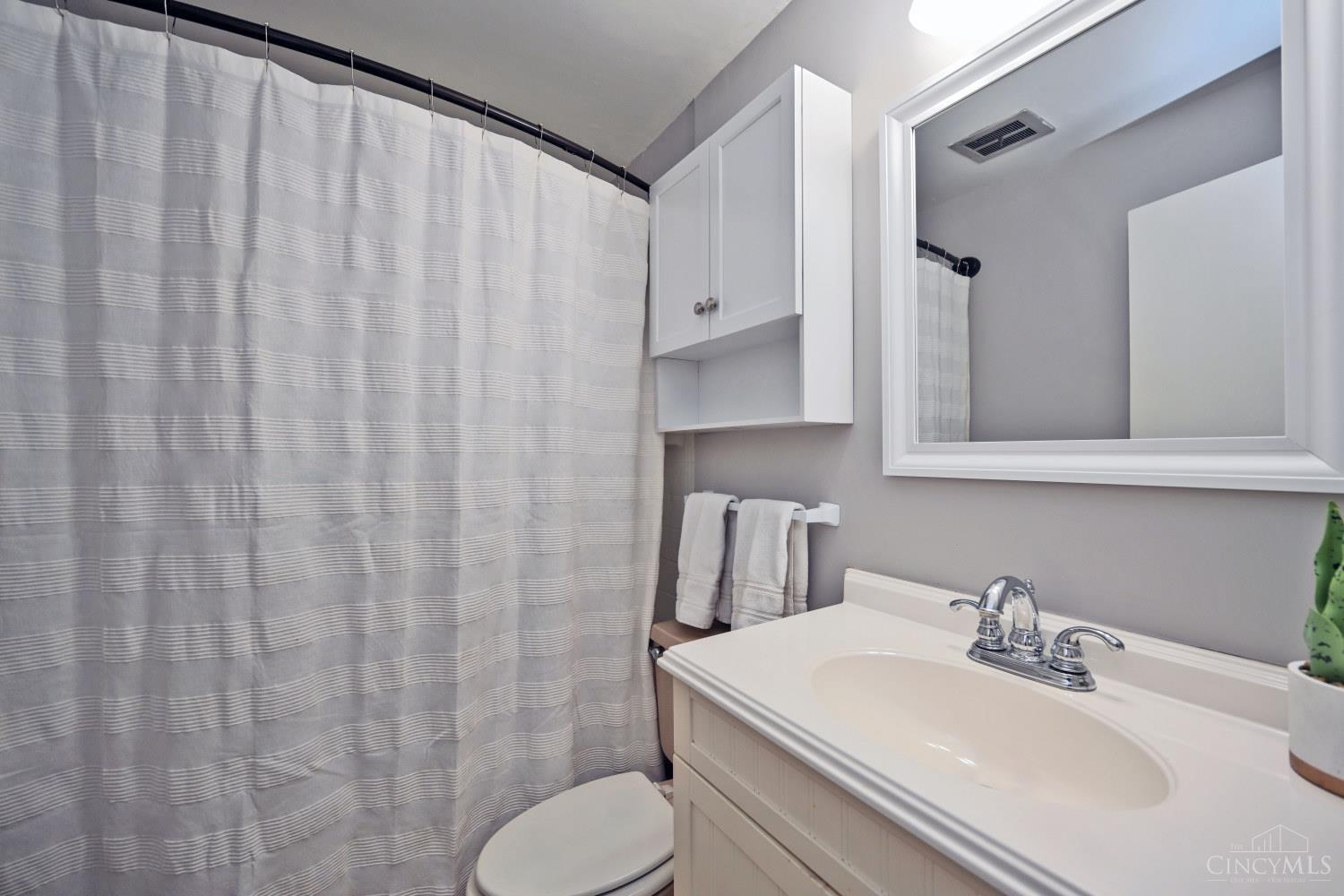 1815 Wm H Taft Road Property Photo 13