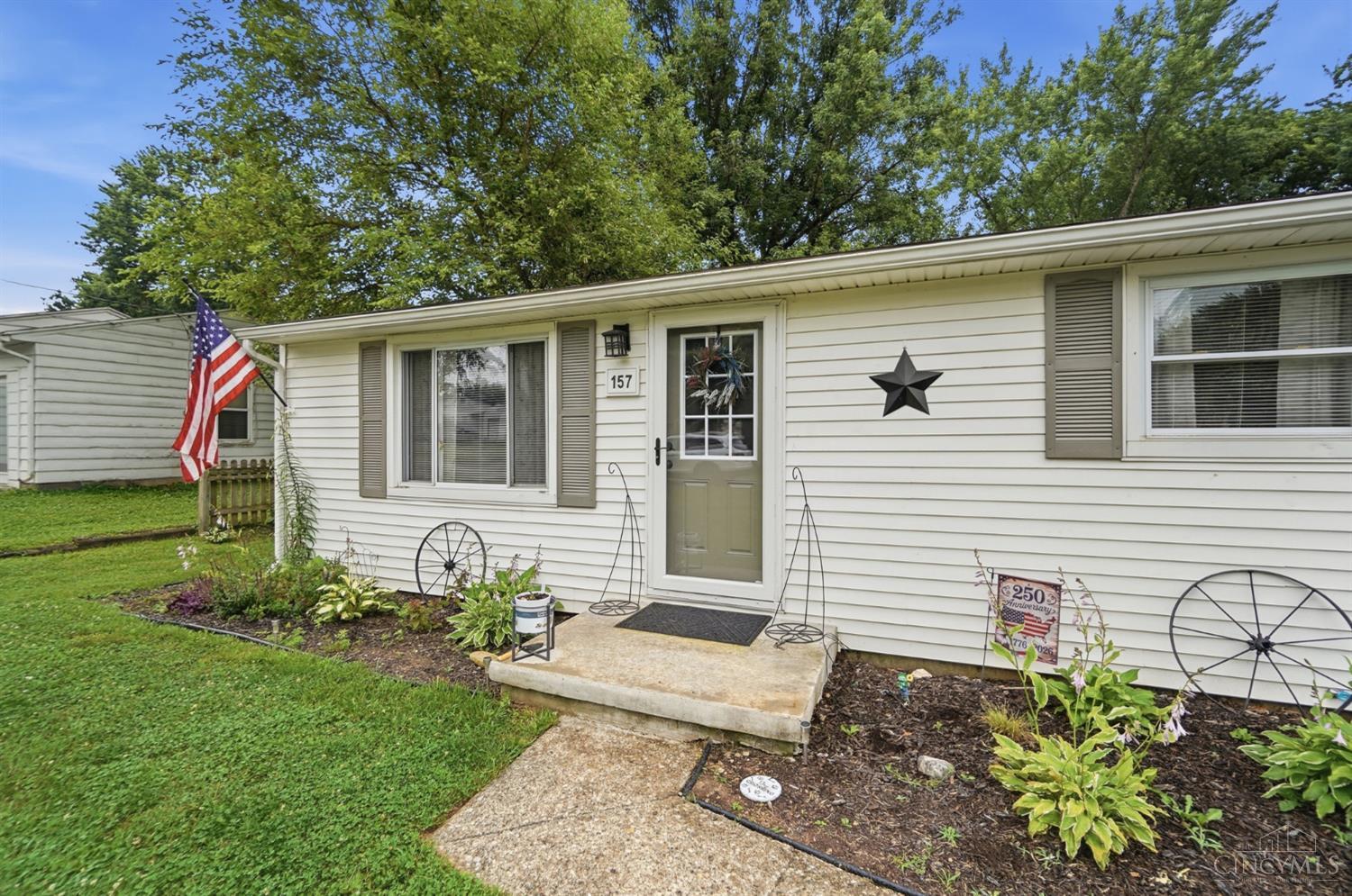 157 Montgomery Avenue Property Photo 4