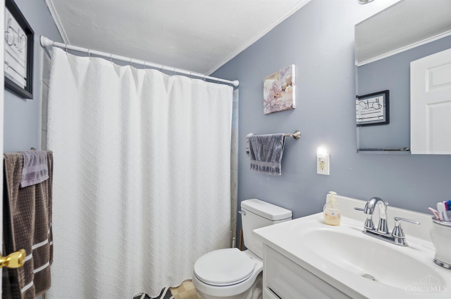 157 Montgomery Avenue Property Photo 15