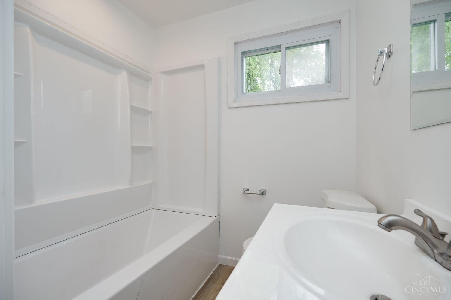 42 Stubbs Drive Property Photo 10