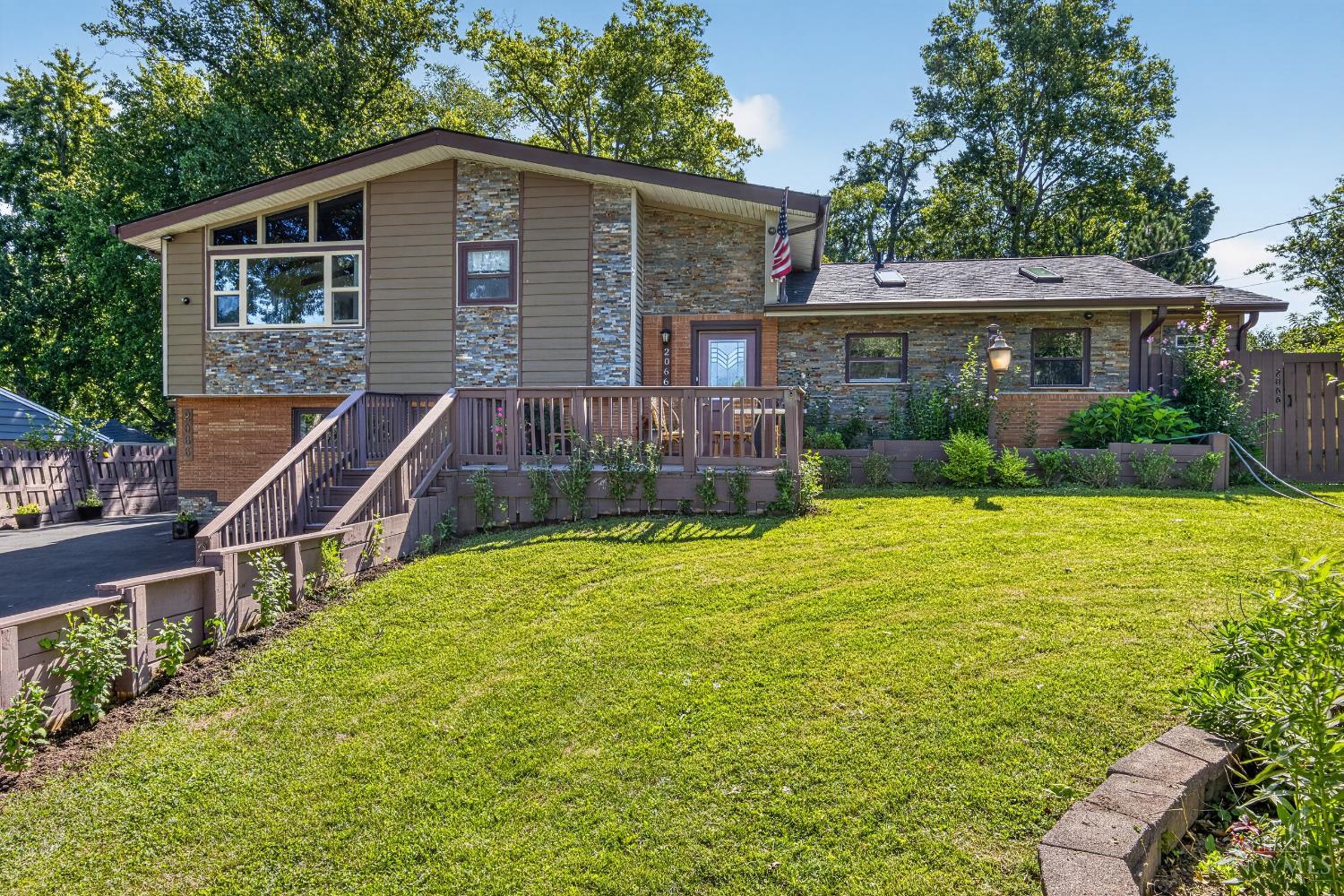 2066 Evanor Lane Property Photo 3