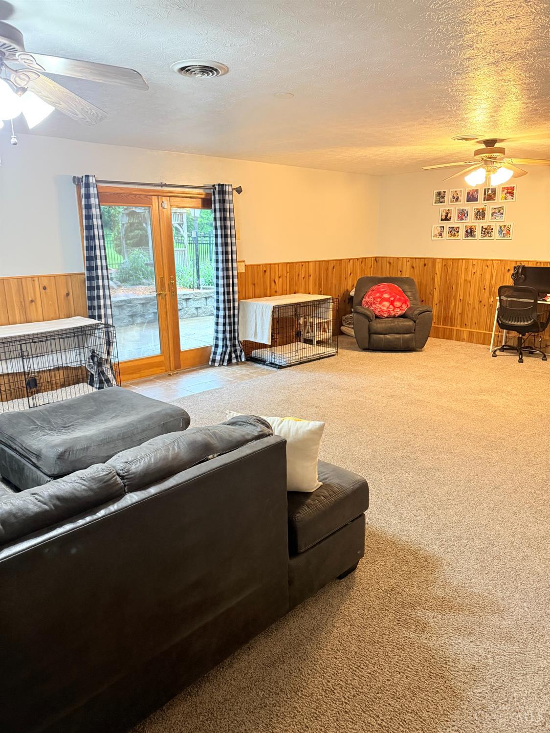 7975 Hinkle Road Property Photo 8