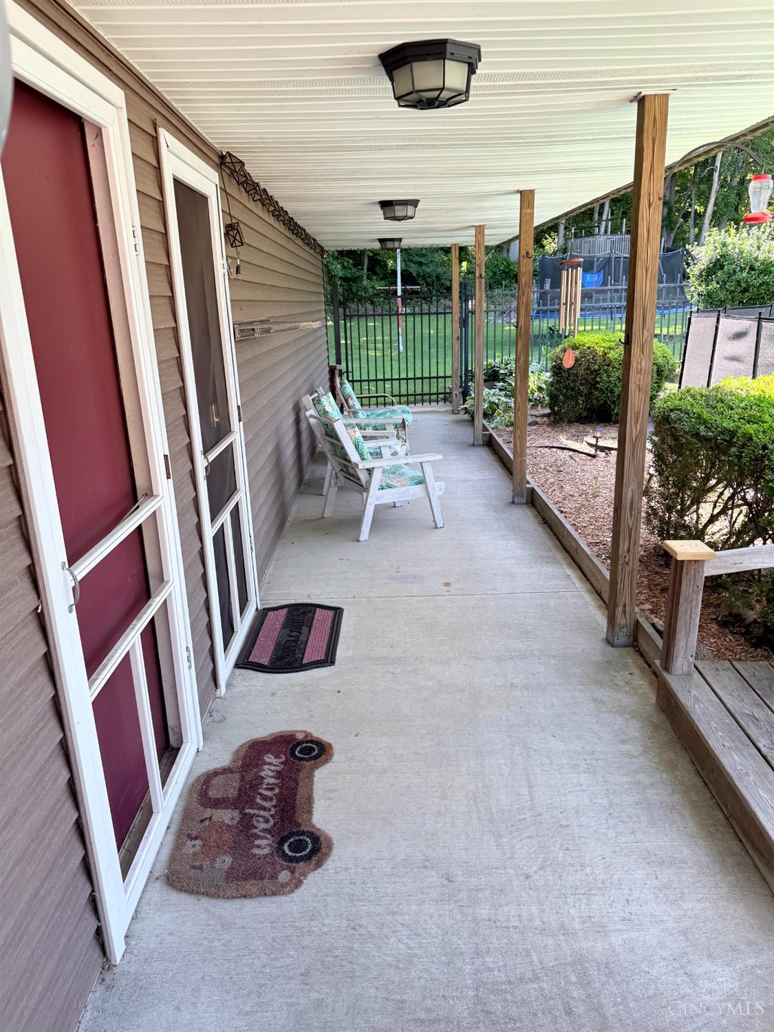 7975 Hinkle Road Property Photo 18