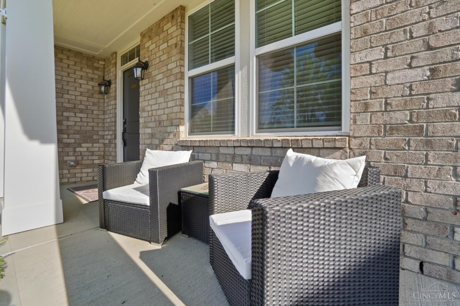 1261 Trailhead Place Property Photo 5
