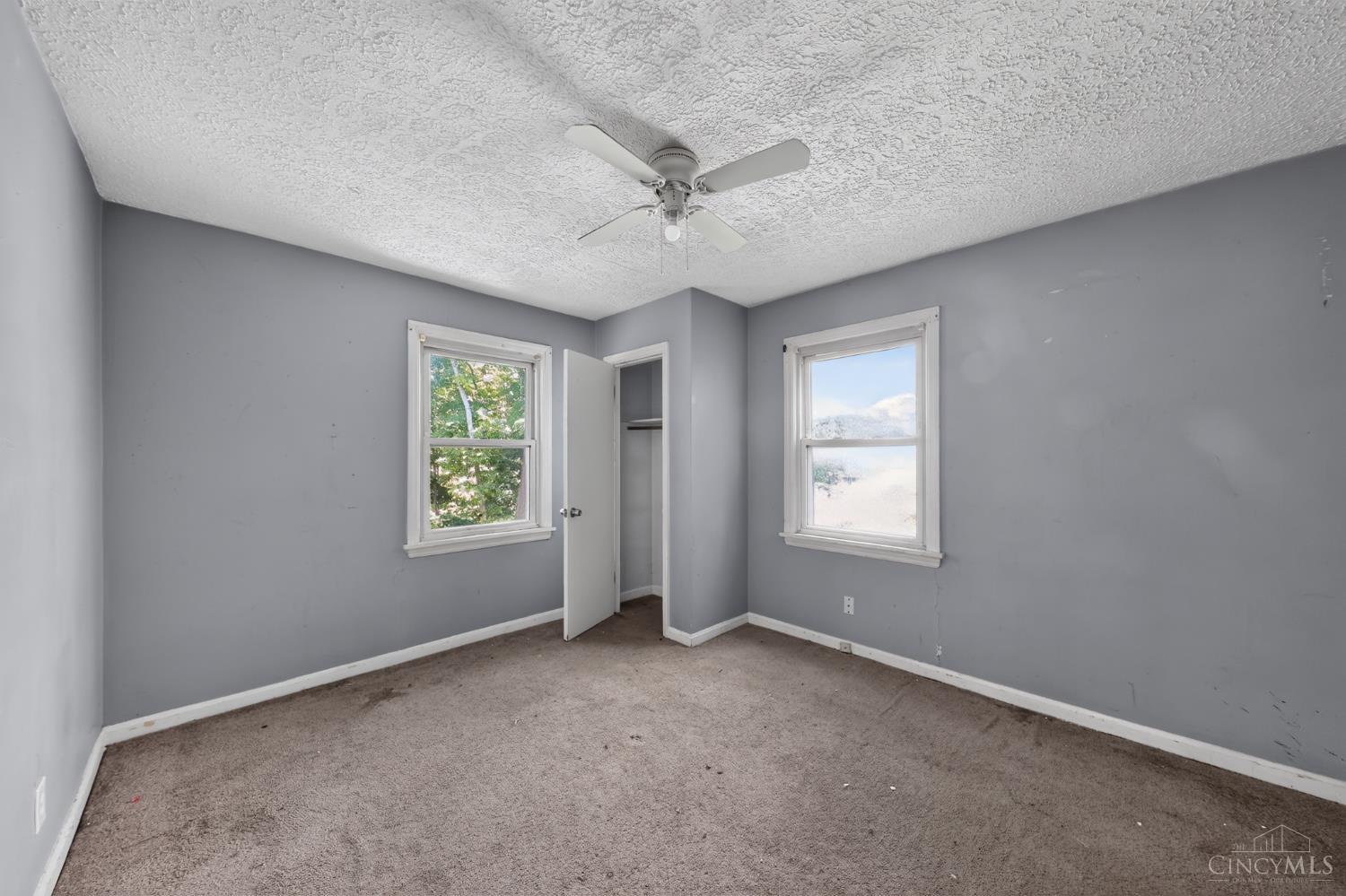 3746 Anioton Court Property Photo 9