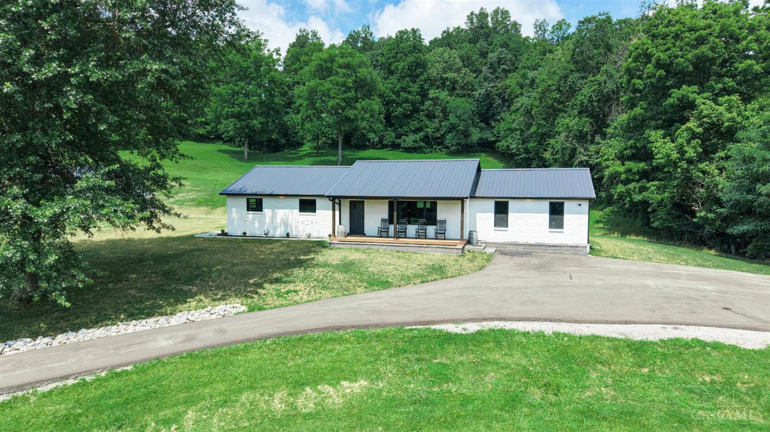 2278 Snyder Road Property Photo 6