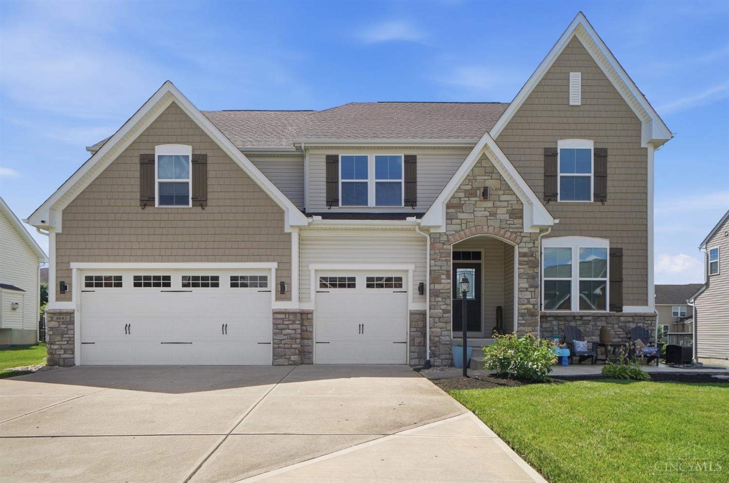 4642 Blue Jay Way Property Photo 3